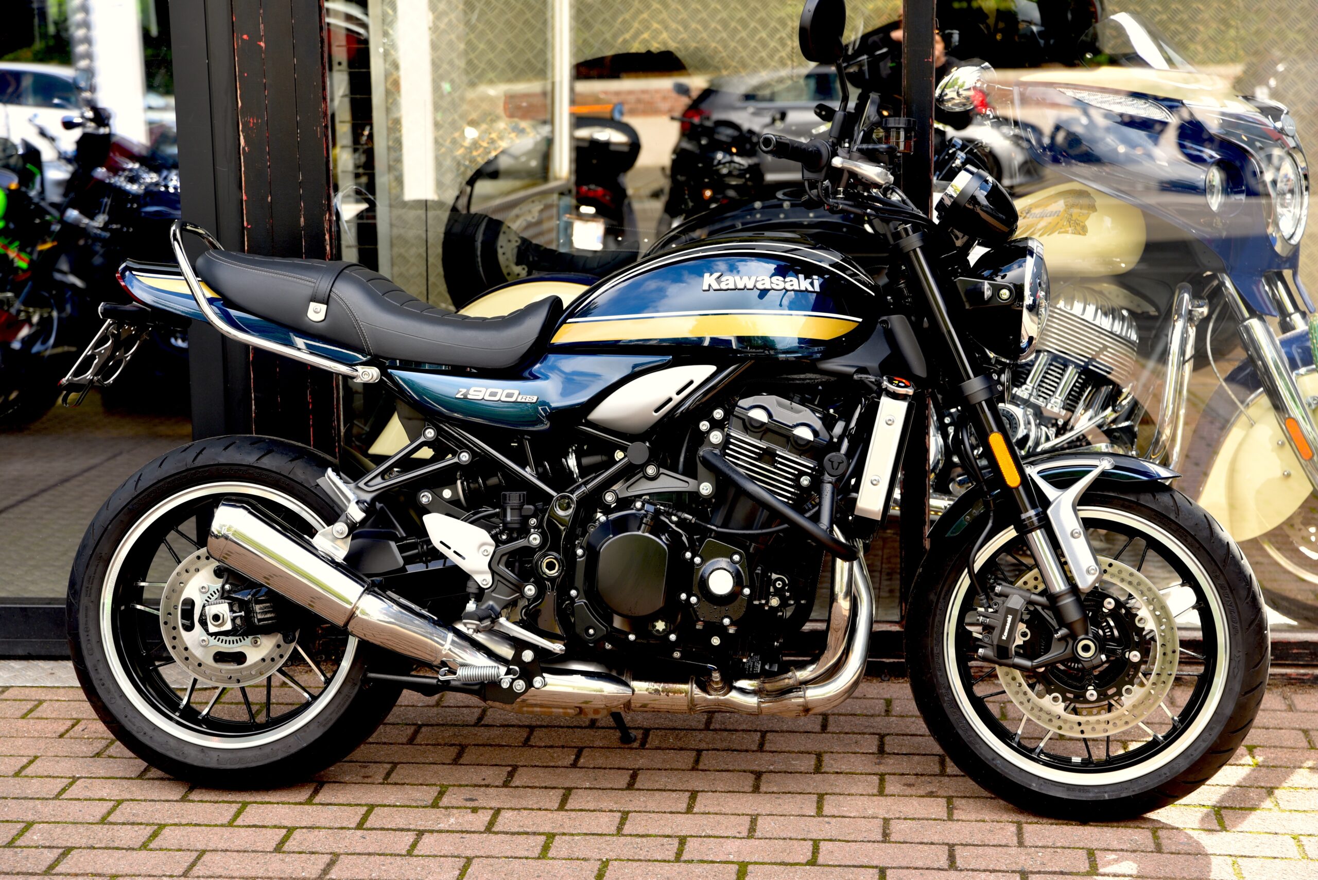 KAWASAKI Z 900 RS – Image 2