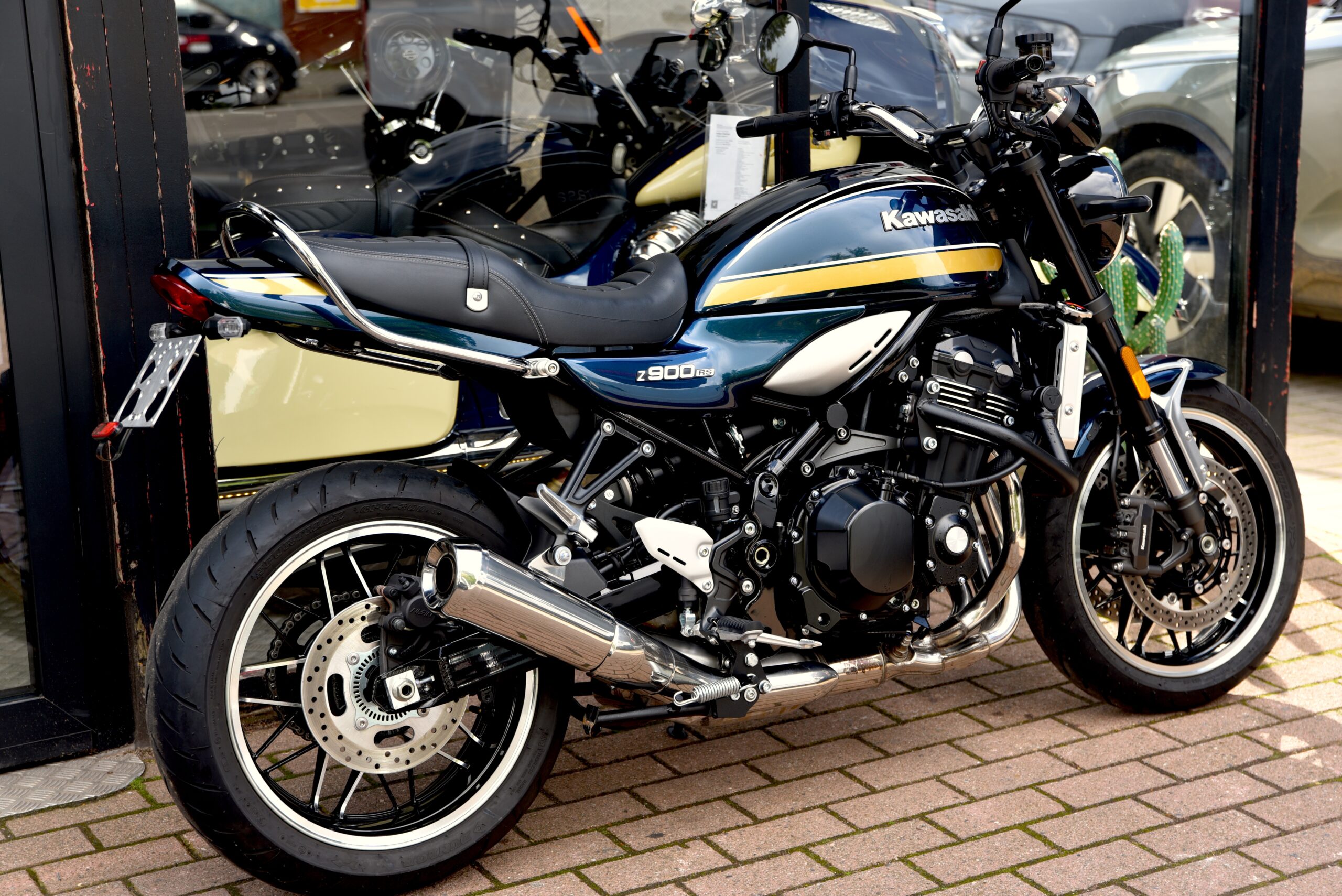 KAWASAKI Z 900 RS – Image 3