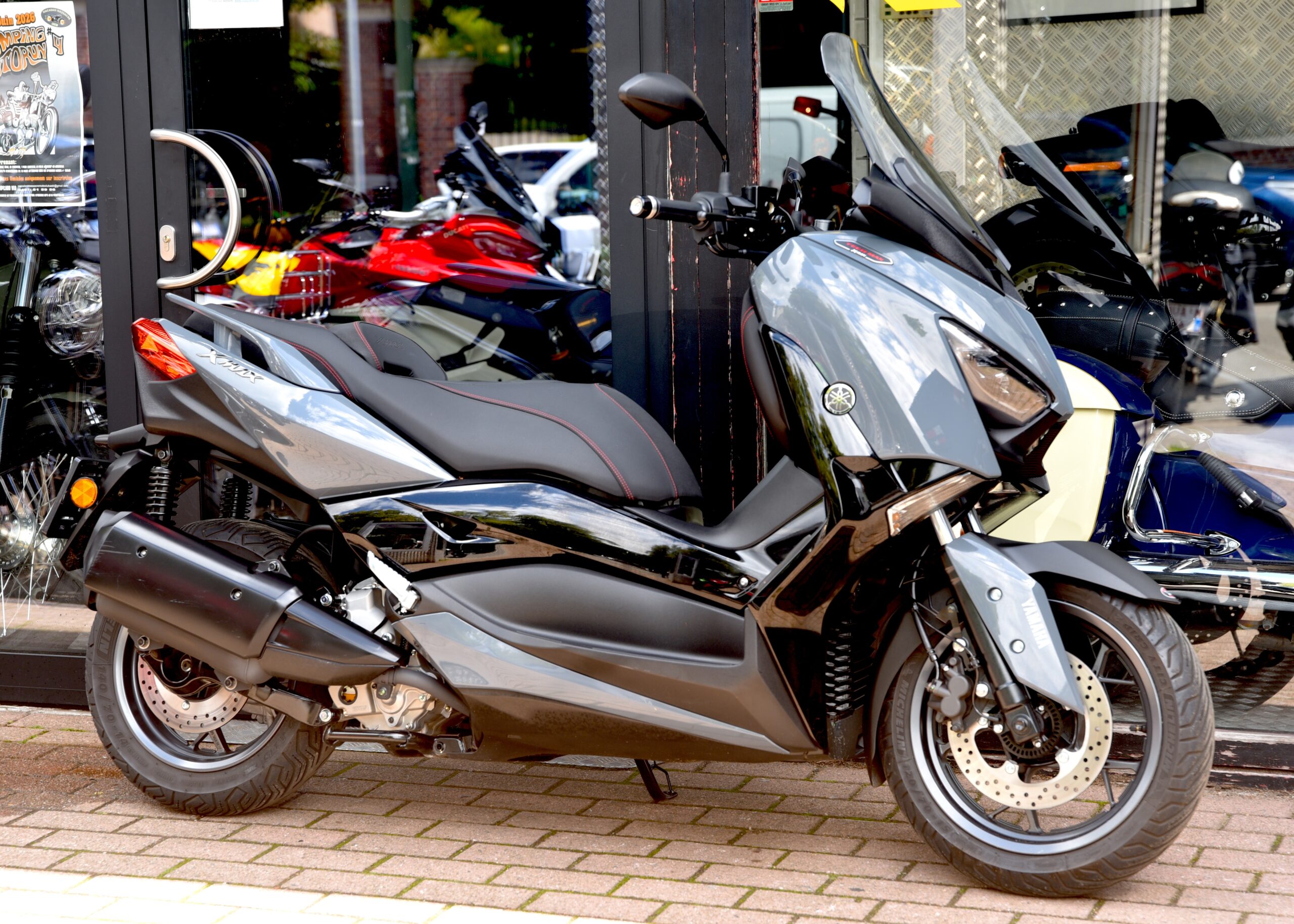 YAMAHA XMAX 300 TECH MAX