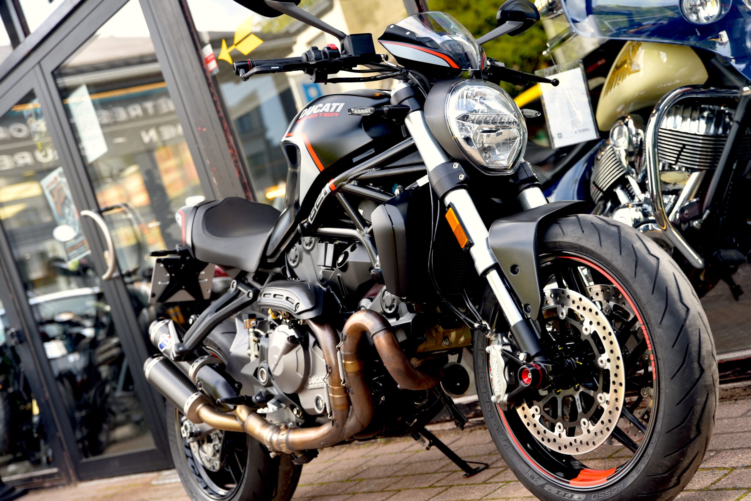 DUCATI MONSTER 821 DARK STEALTH – Image 5