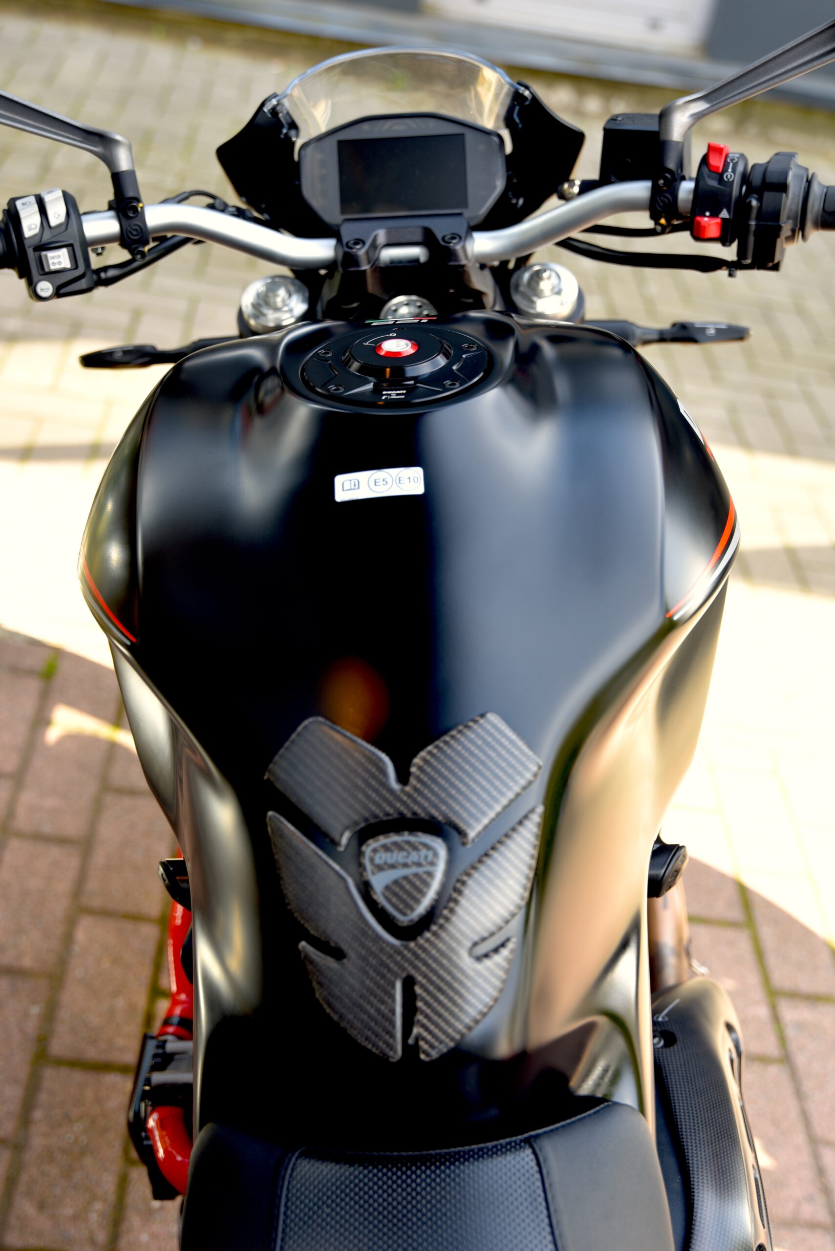 DUCATI MONSTER 821 DARK STEALTH – Image 7