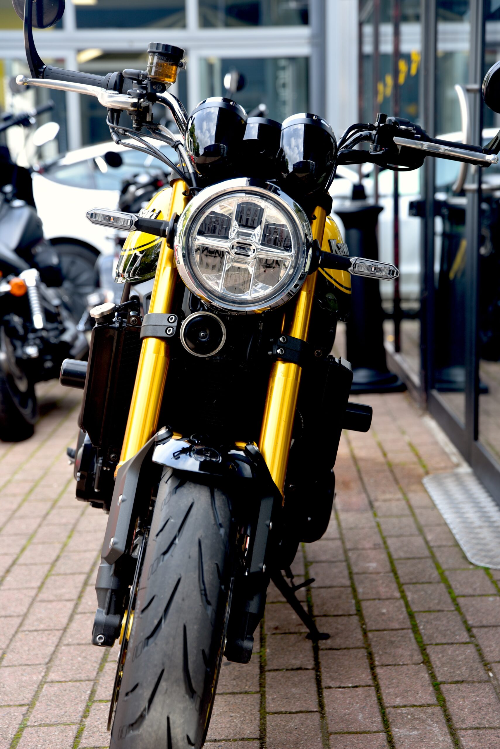 KAWASAKI Z 900 RS SE – Image 6