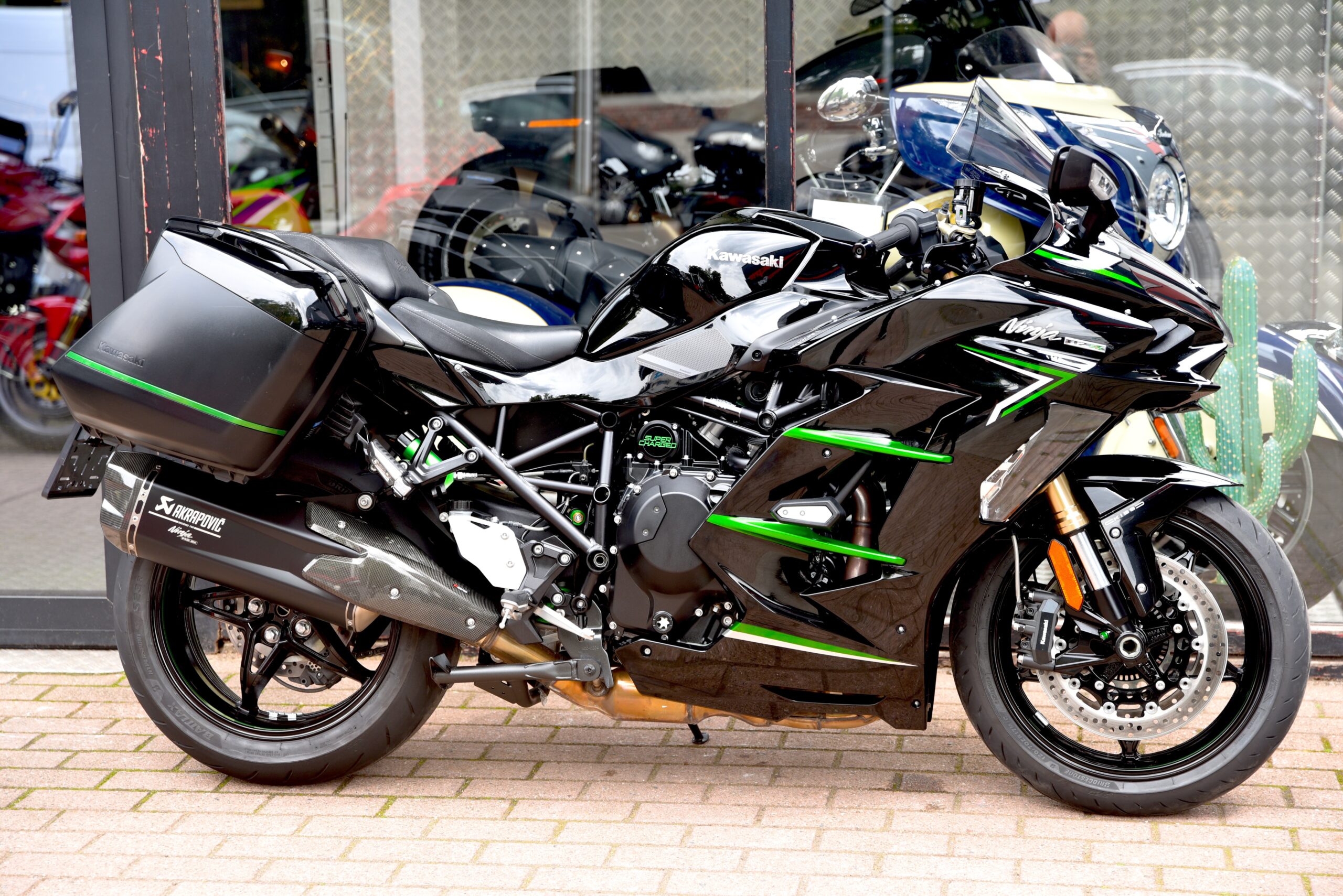 KAWASAKI NINJA H2 SX – Image 2