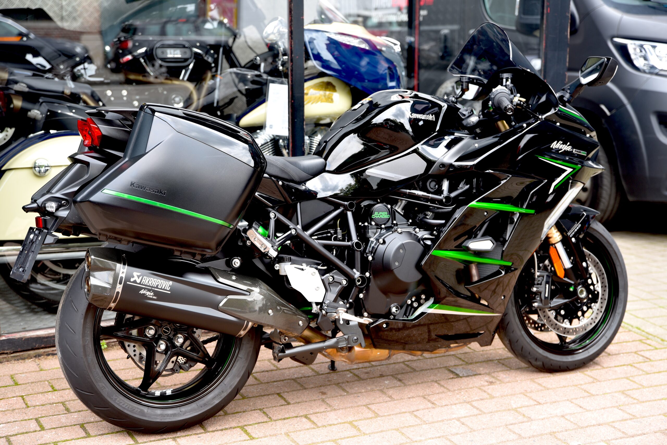 KAWASAKI NINJA H2 SX – Image 3