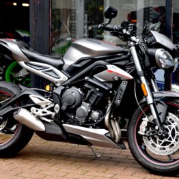 TRIUMPH 765 STREET TRIPLE RS