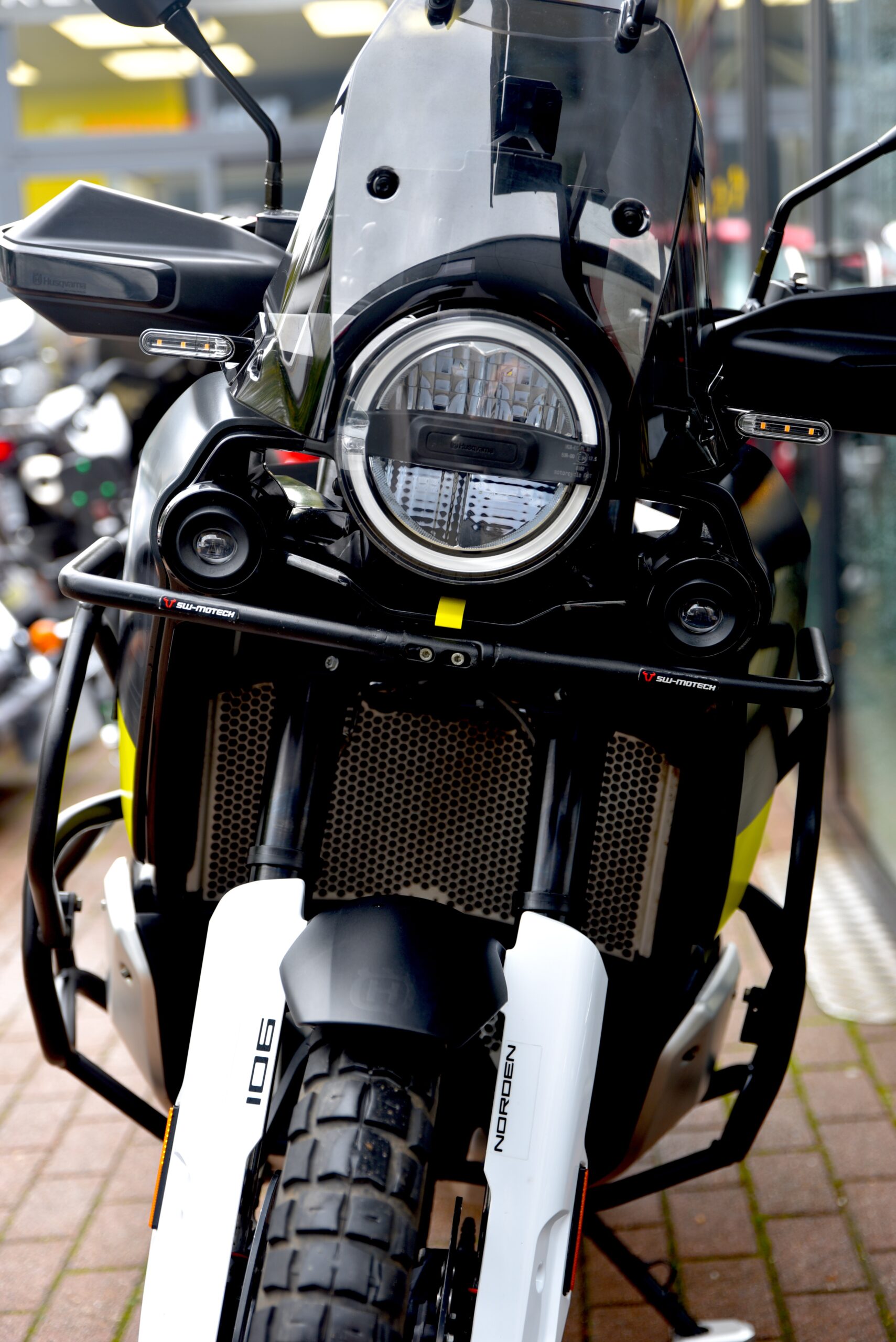 HUSQVARNA NORDEN 901 (TVAC) – Image 4