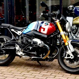 BMW R NINE T