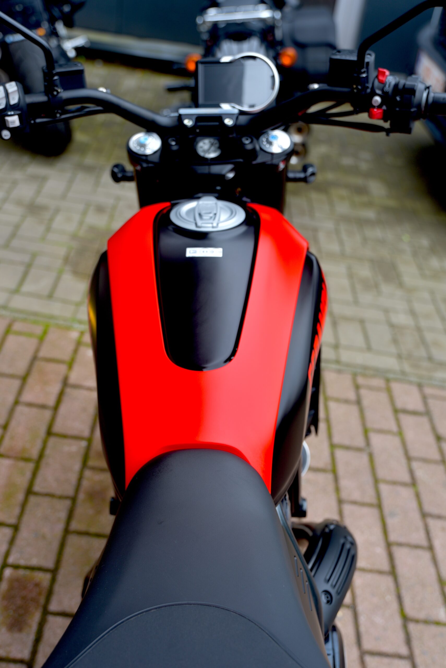 DUCATI SCRAMBLER 800 FULL THROTTLE – Image 7