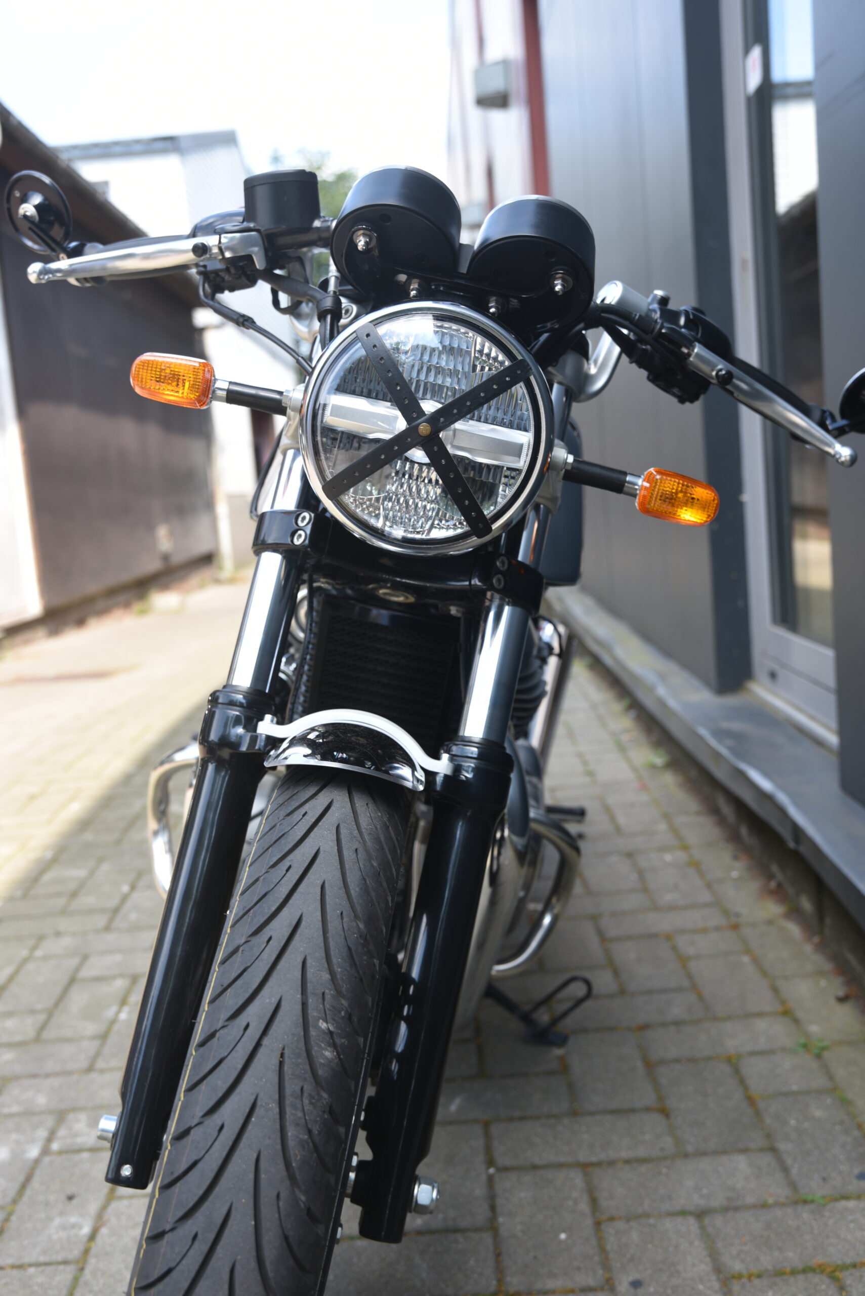 ROYAL ENFIELD CONTINENTAL GT 650 – Image 6