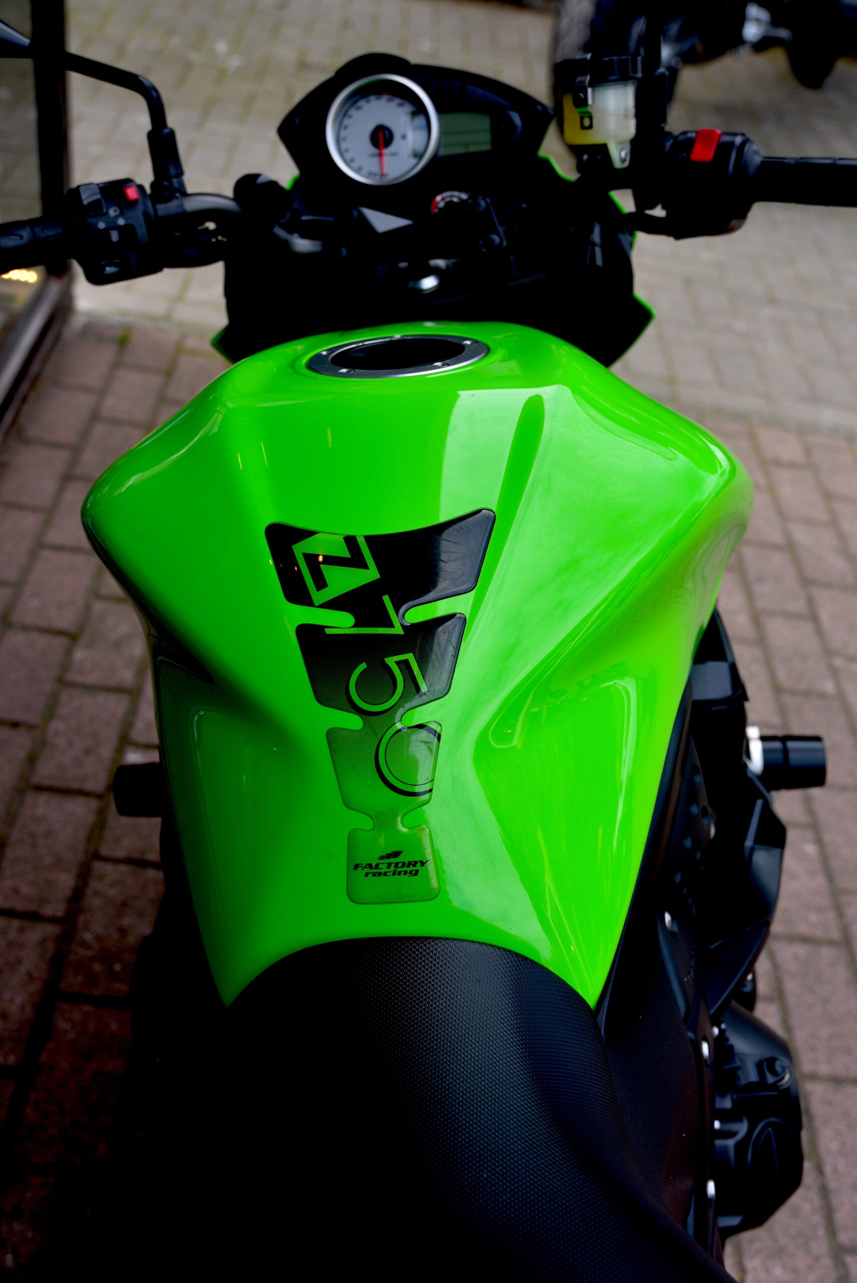 KAWASAKI Z 750 – Image 6