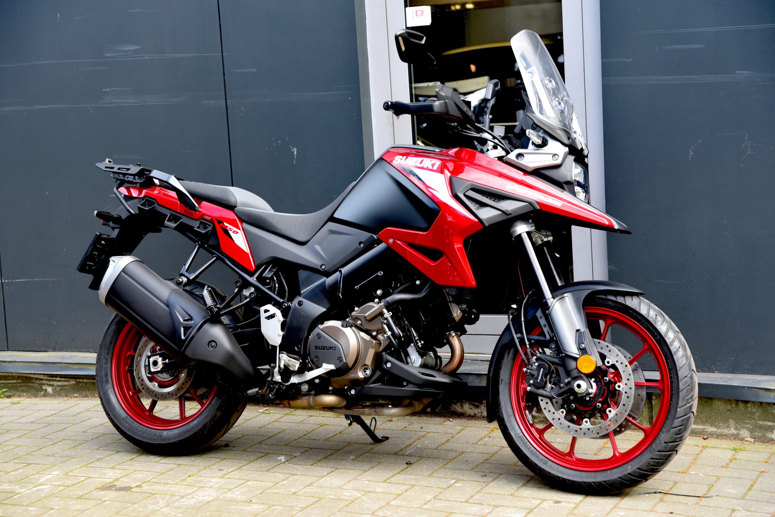SUZUKI DL 1050 V-STROM
