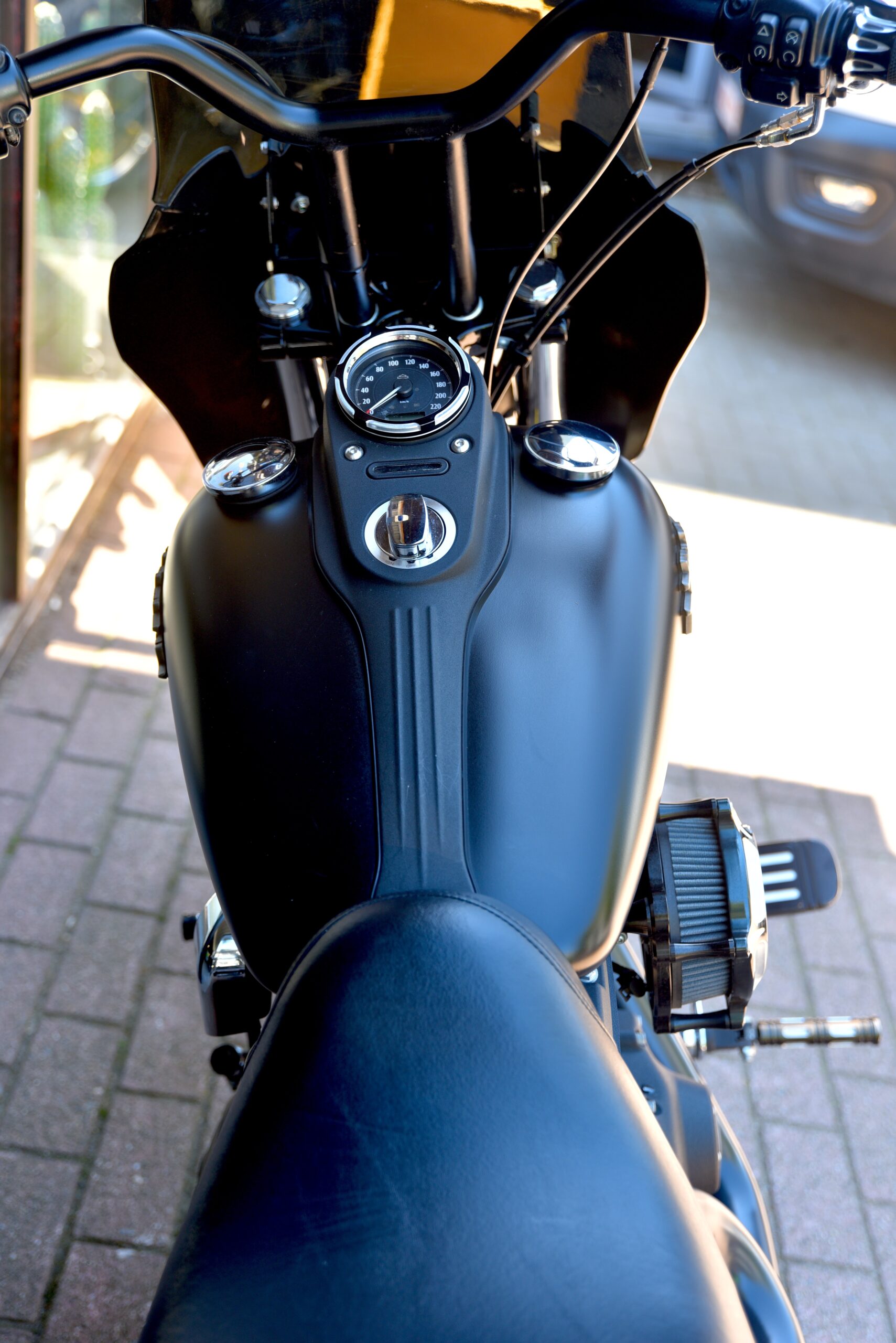 HARLEY DAVIDSON 103 DYNA STREET BOB SPECIAL – Image 6