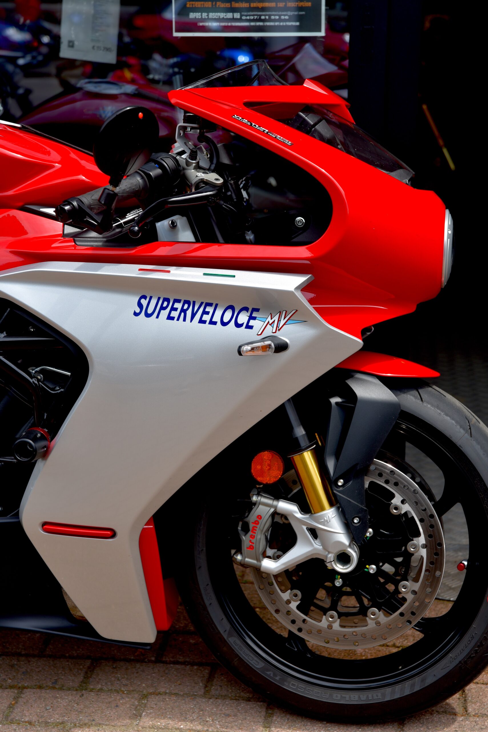 MV AGUSTA 800 SUPERVELOCE – Image 4