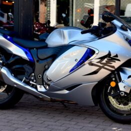 SUZUKI GSX 1300 R HAYABUSA