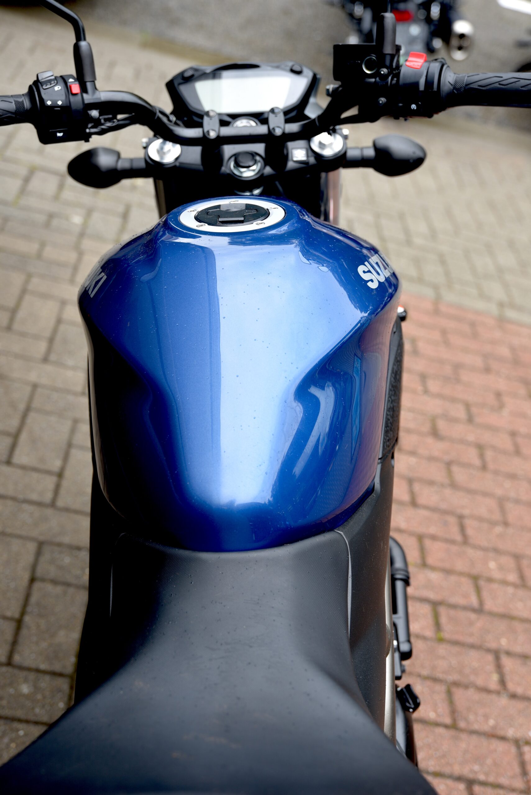 SUZUKI SV 650 – Image 6