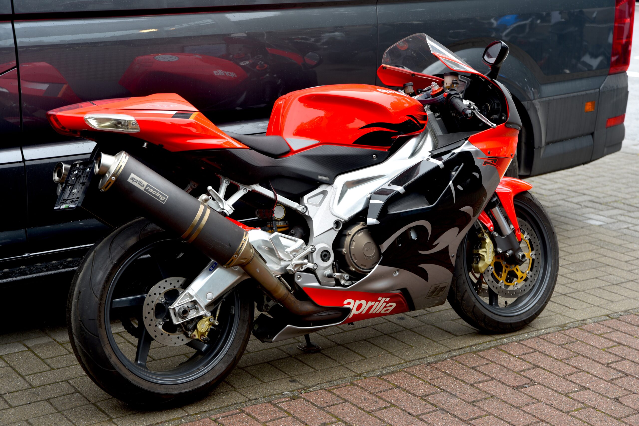 APRILIA RSV 1000 R – Image 3