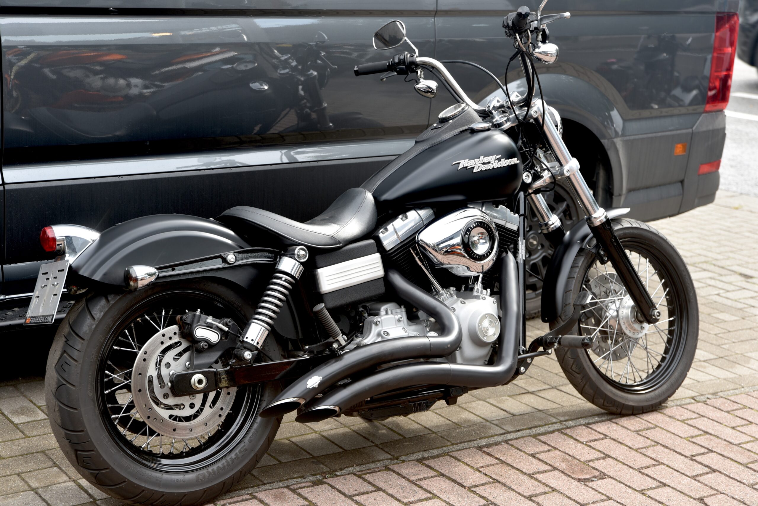 HARLEY DAVIDSON DYNA STREET BOB – Image 3