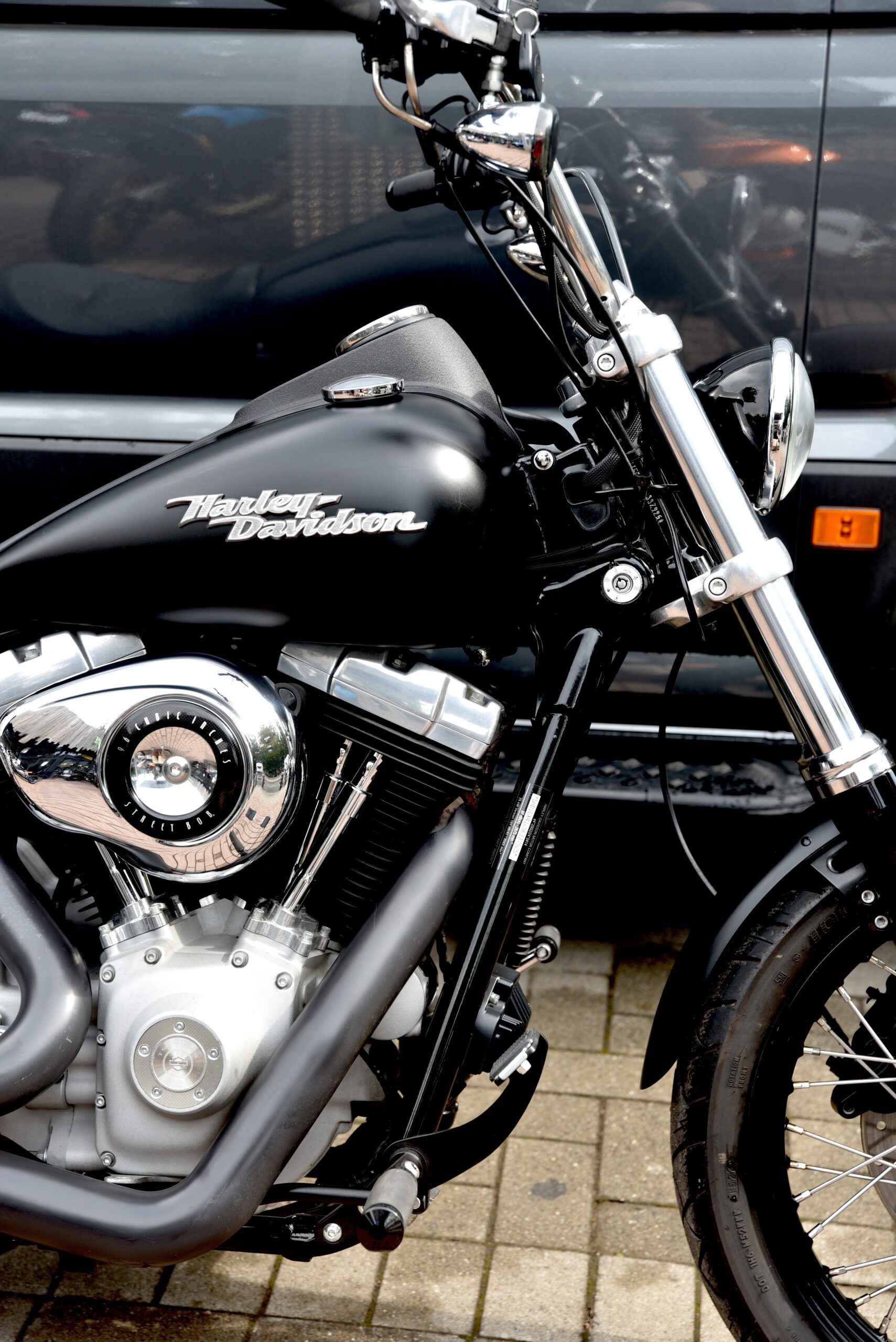 HARLEY DAVIDSON DYNA STREET BOB – Image 4