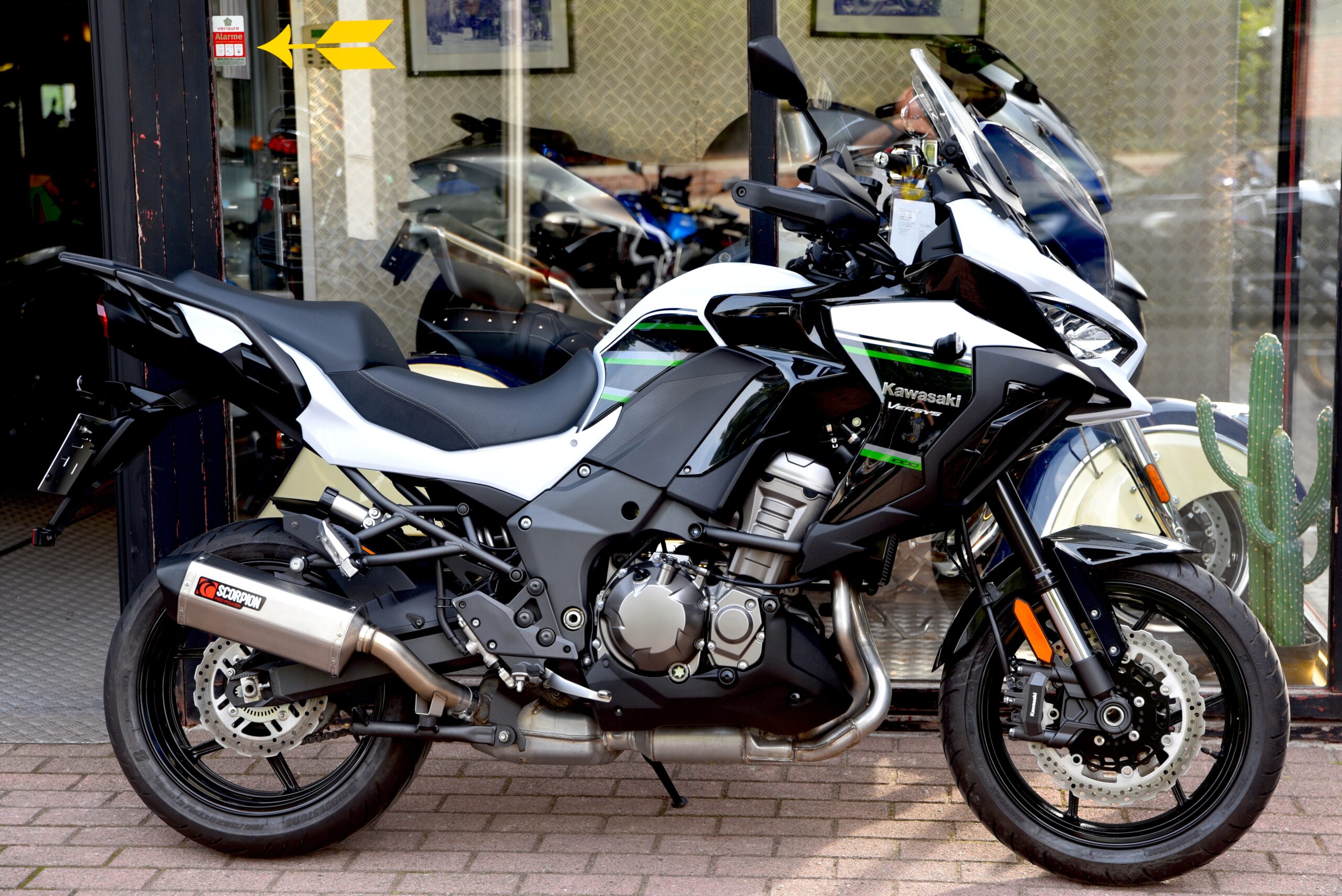 KAWASAKI VERSYS 1000 – Image 2