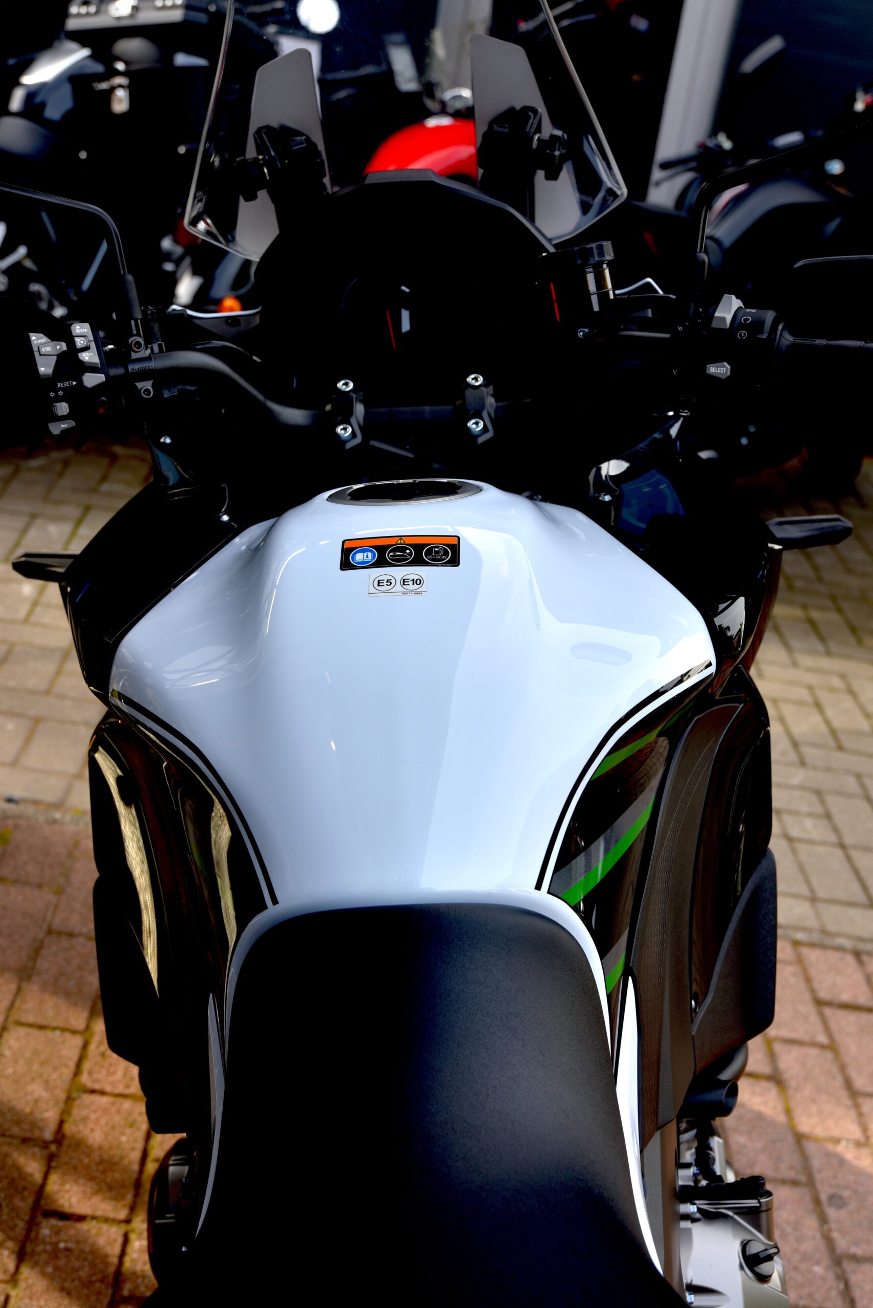 KAWASAKI VERSYS 1000 – Image 6