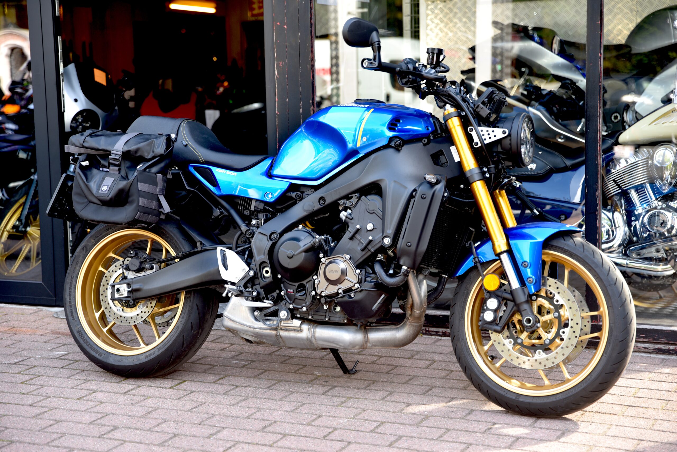 YAMAHA XSR 900
