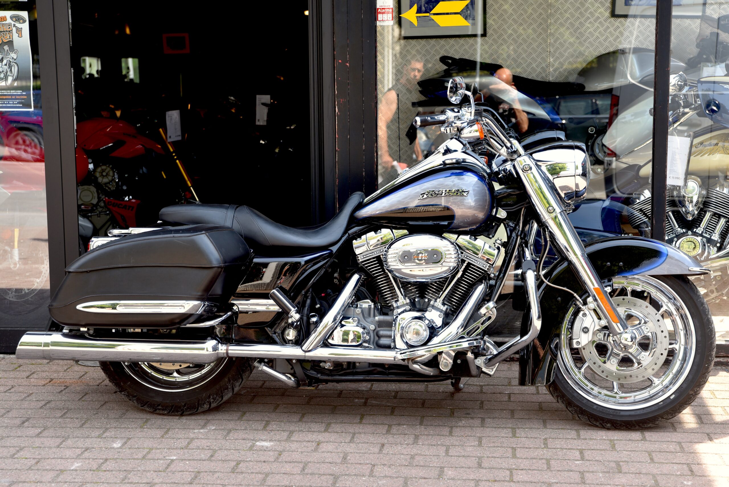 HARLEY DAVIDSON 110 CVO SCREAMIN' EAGLE ROAD KING – Image 2