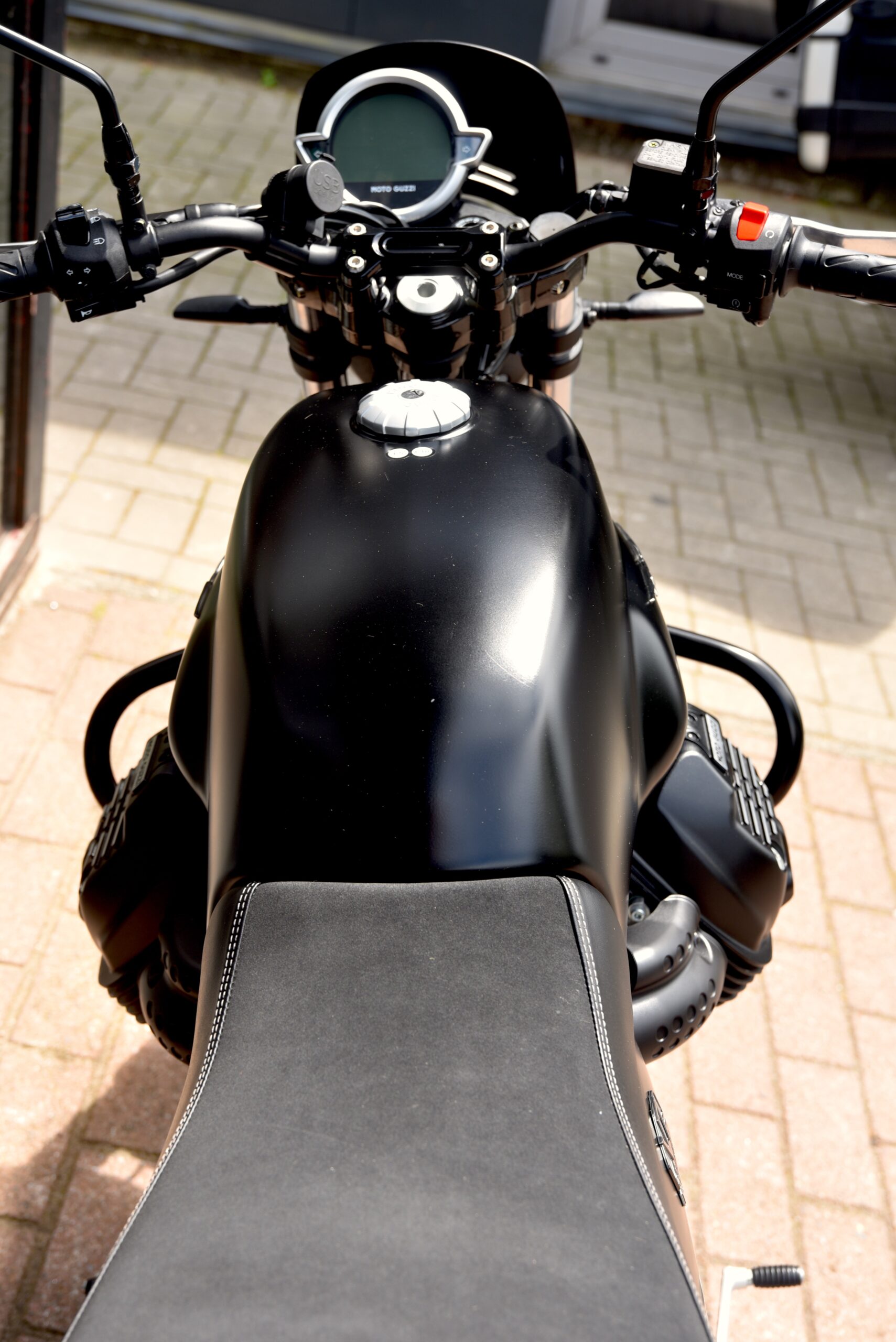 MOTO GUZZI V7 STONE – Image 6