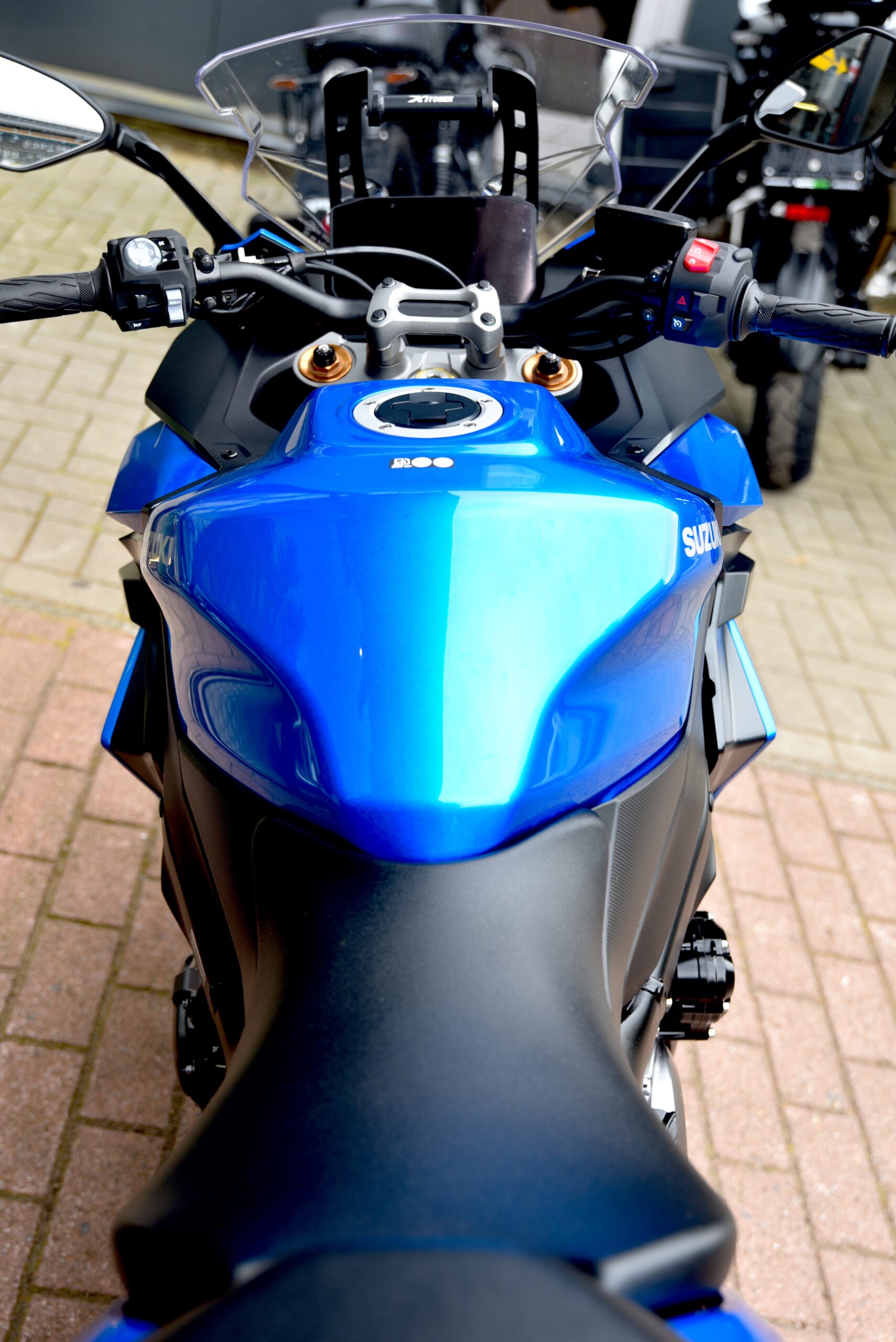 SUZUKI GSX-S 1000 GT – Image 6