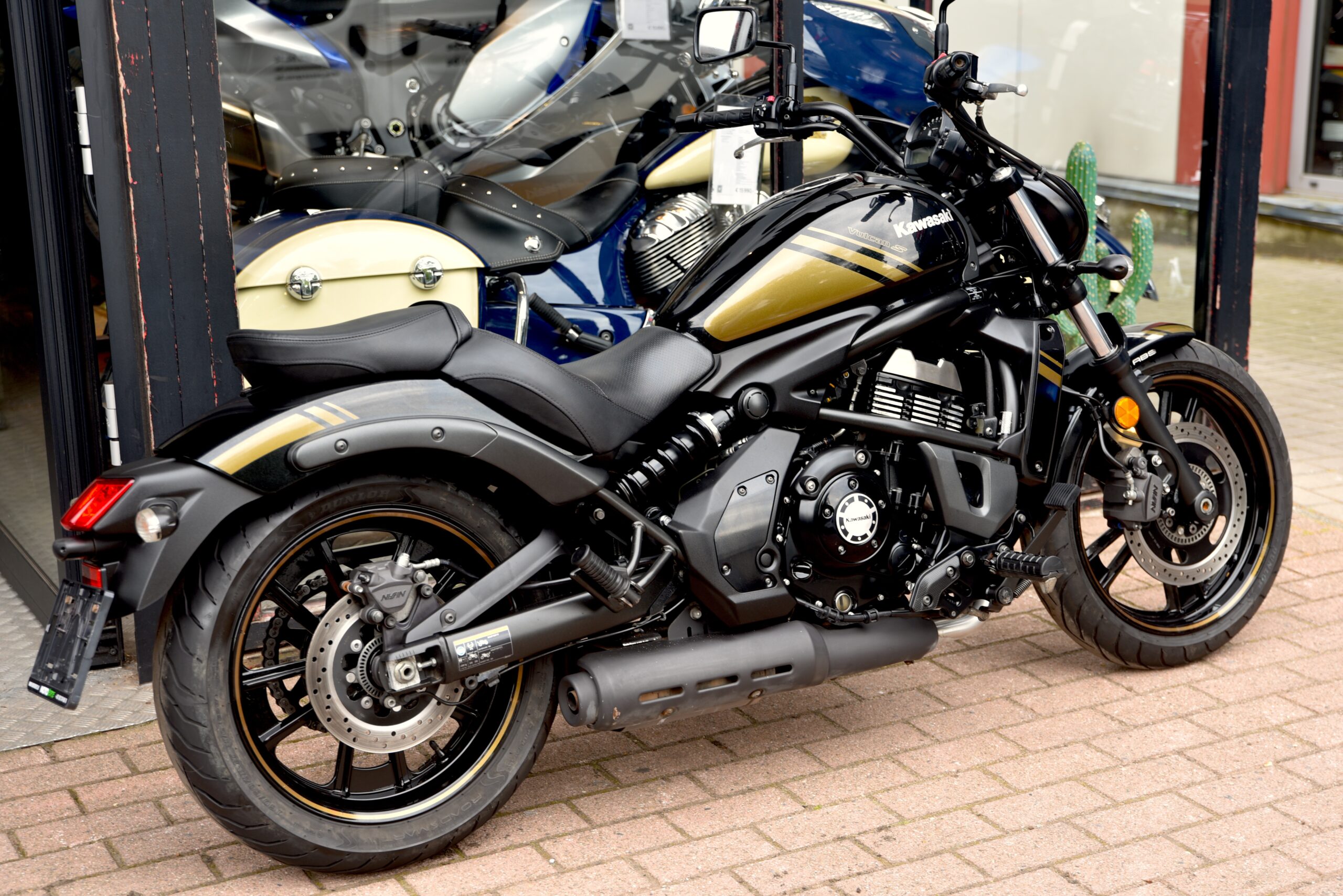 KAWASAKI VULCAN S – Image 3
