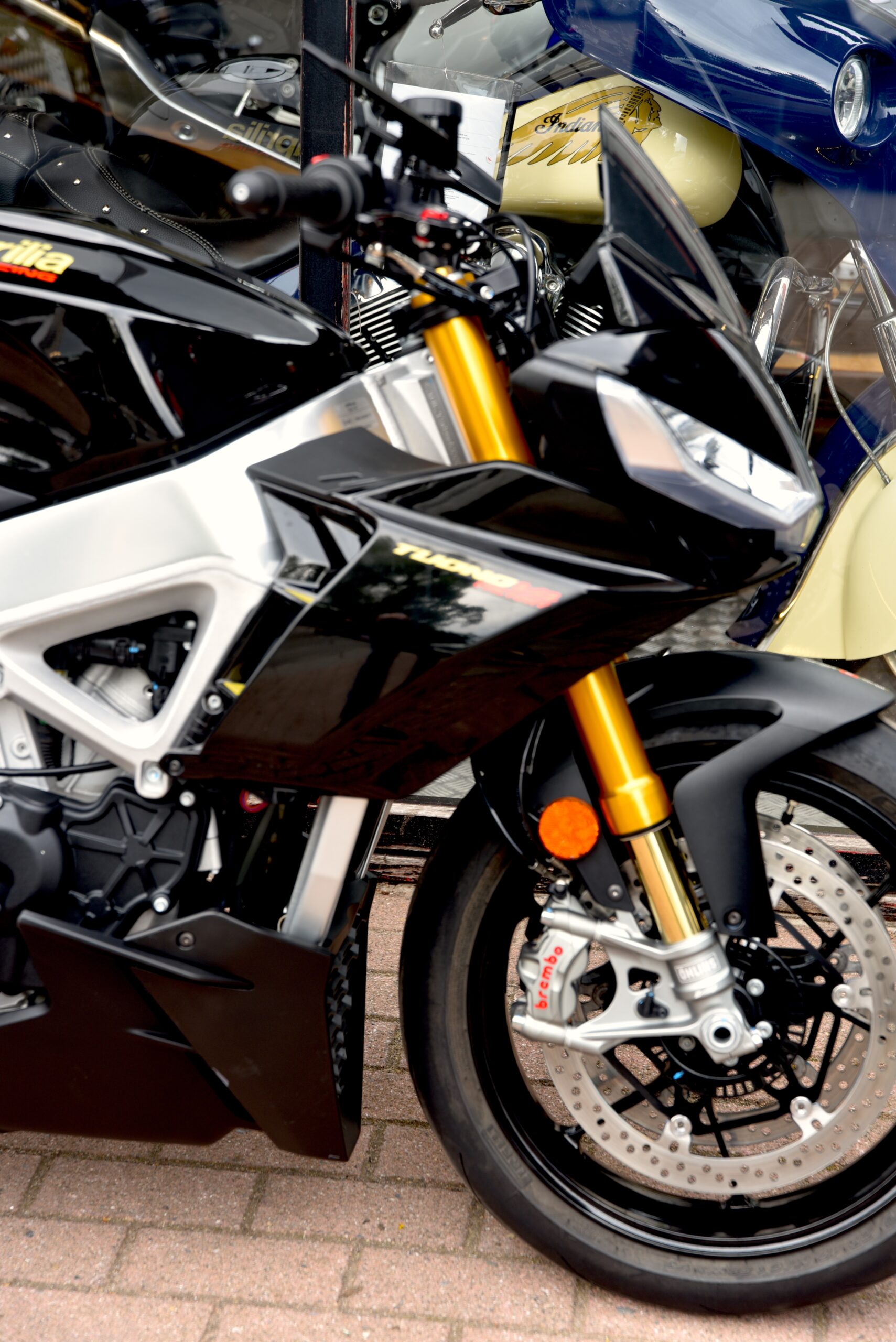 APRILIA TUONO V4 FACTORY – Image 4