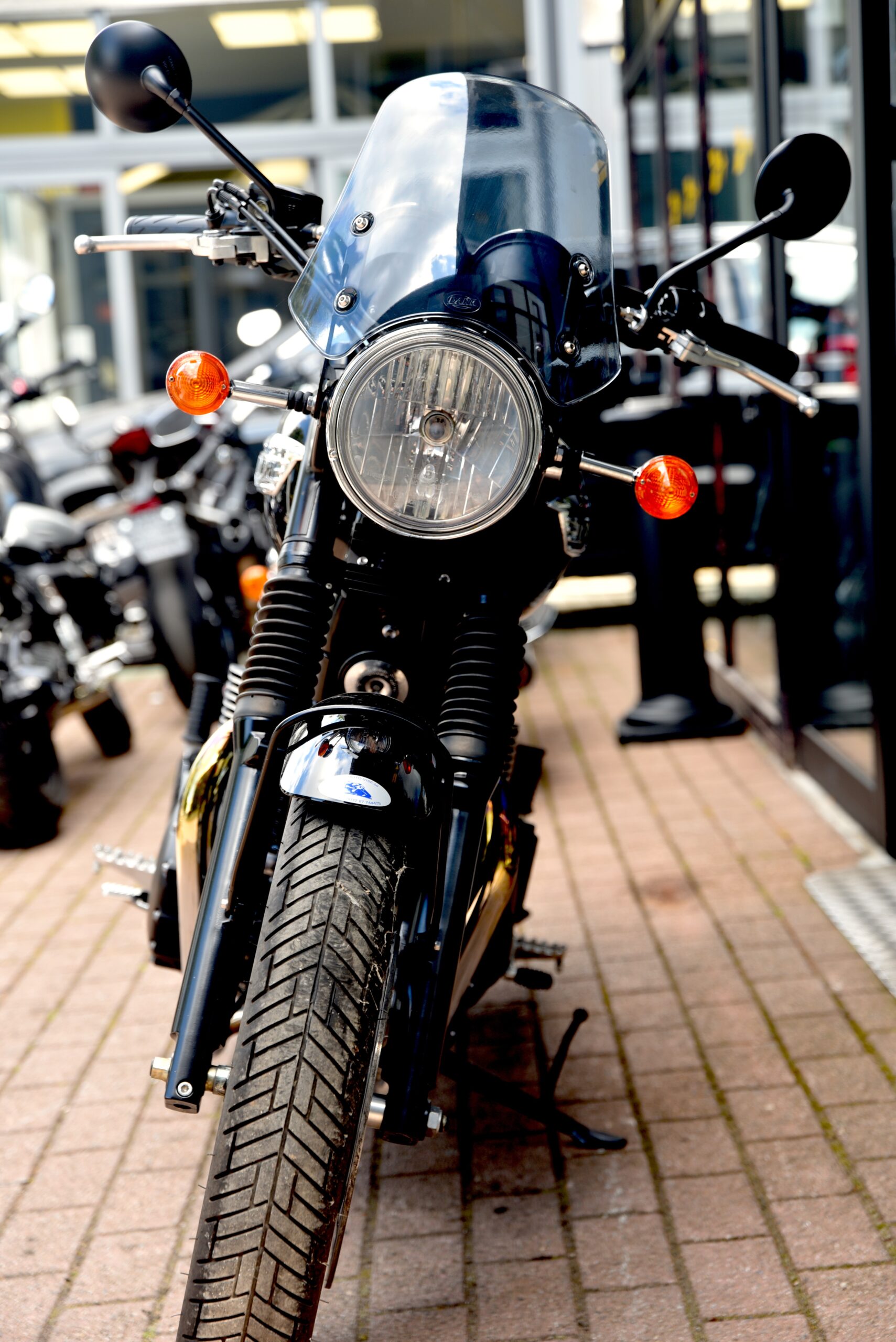TRIUMPH BONNEVILLE T100 – Image 5
