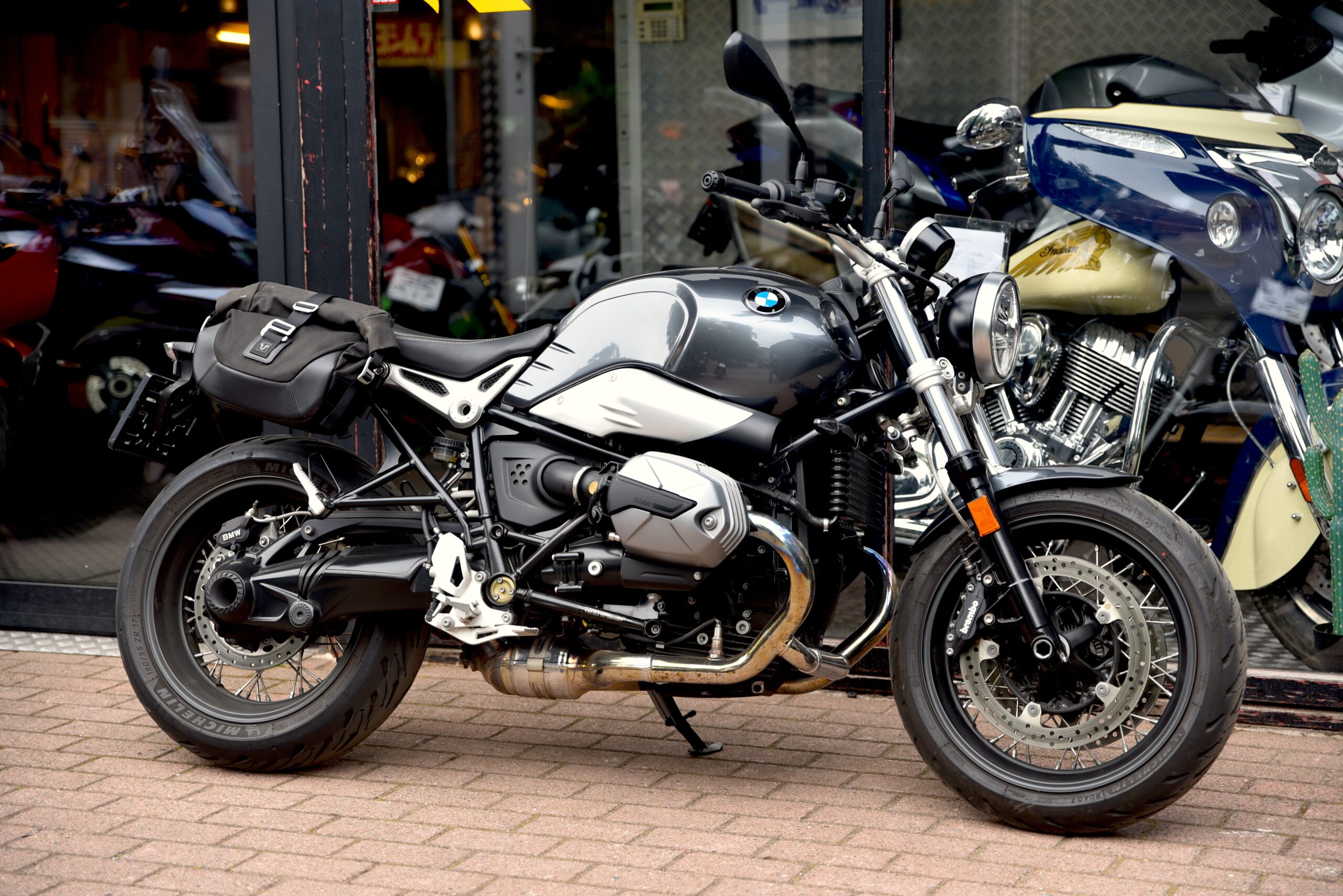 BMW R NINE T PURE