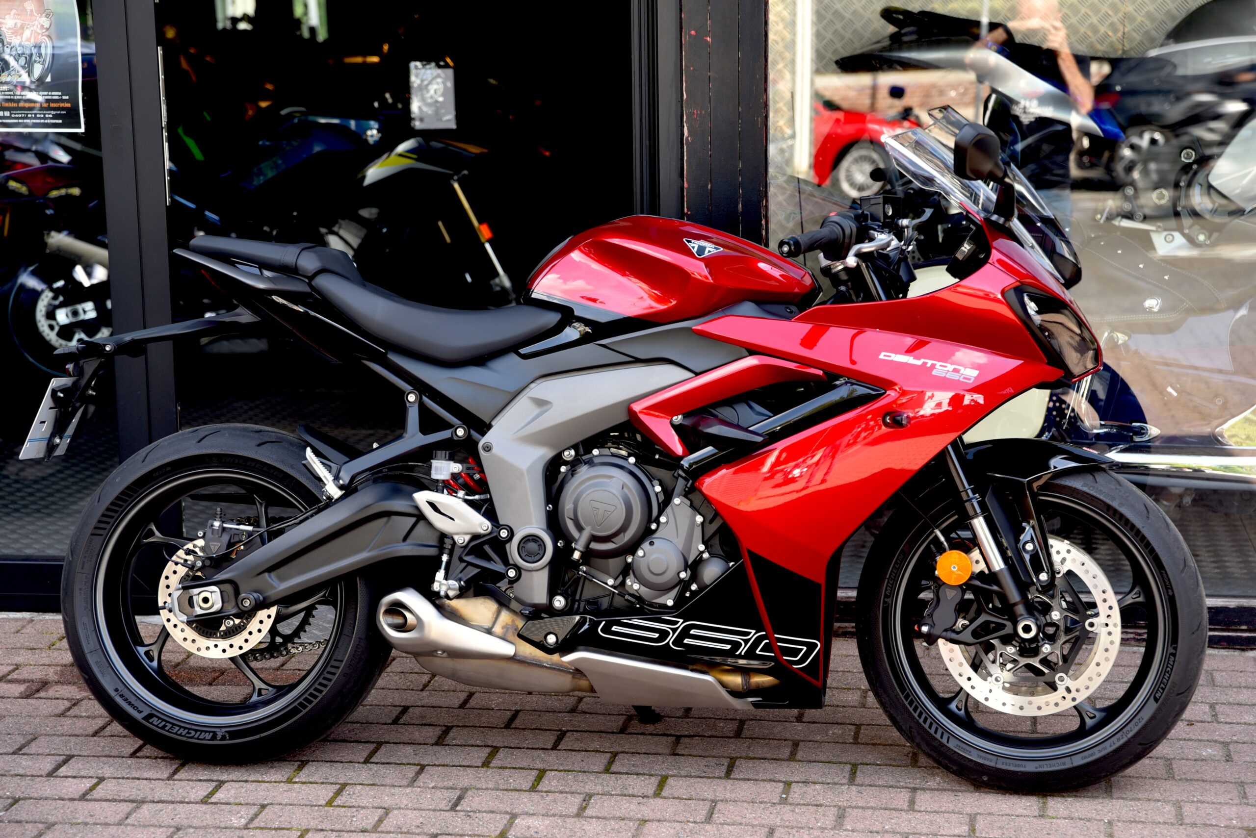 TRIUMPH DAYTONA 660 – Image 2