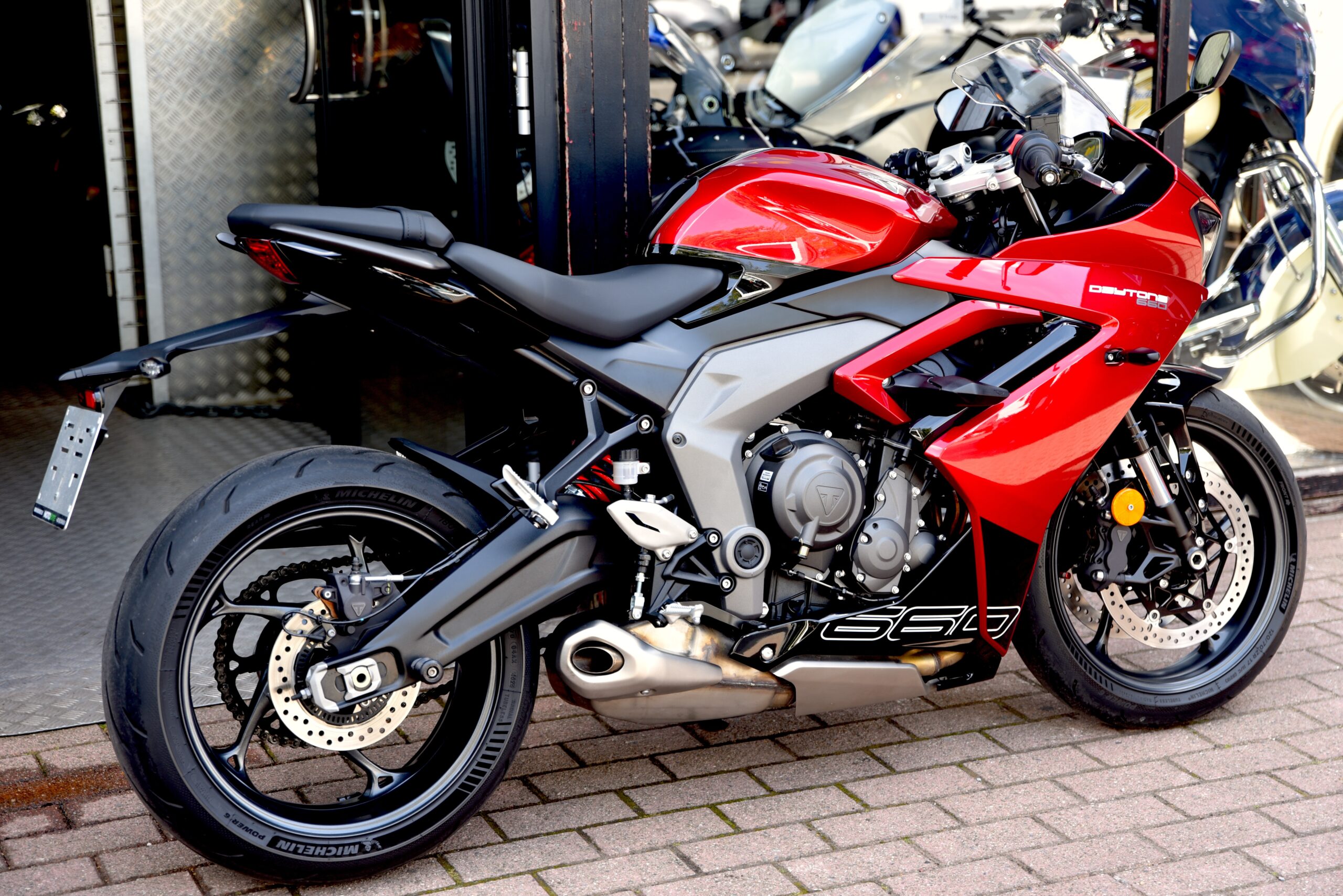 TRIUMPH DAYTONA 660 – Image 3