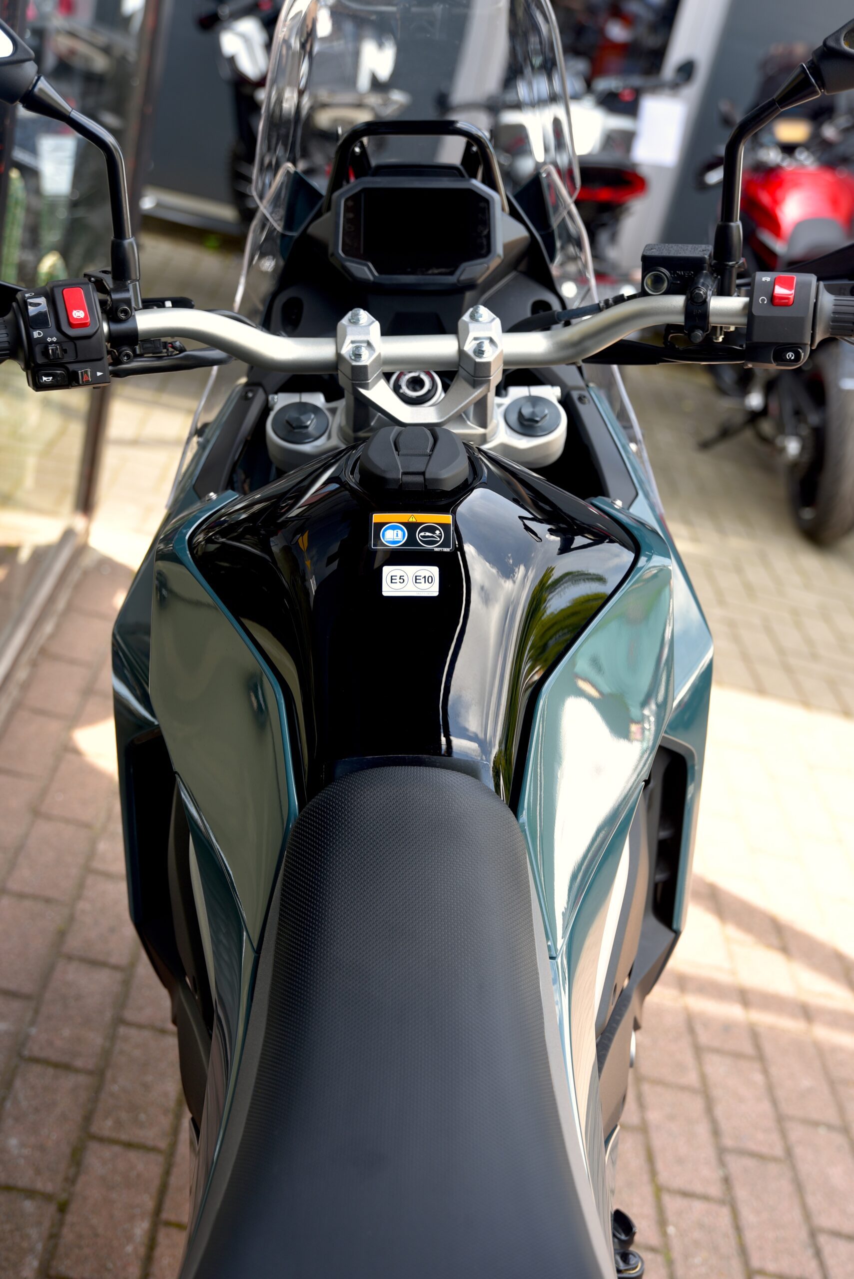 KAWASAKI KLE 500 SE – Image 6
