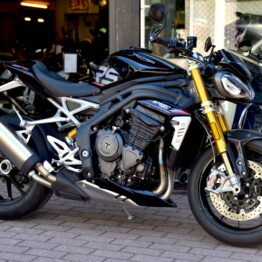TRIUMPH 1200 SPEED TRIPLE RS