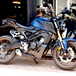 HONDA CB 125 R