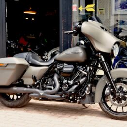 HARLEY DAVIDSON STREET GLIDE SPECIAL
