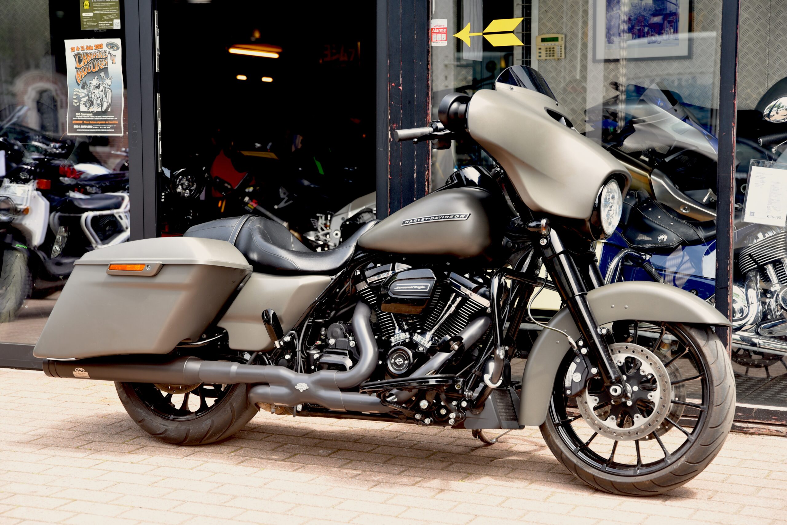 HARLEY DAVIDSON STREET GLIDE SPECIAL