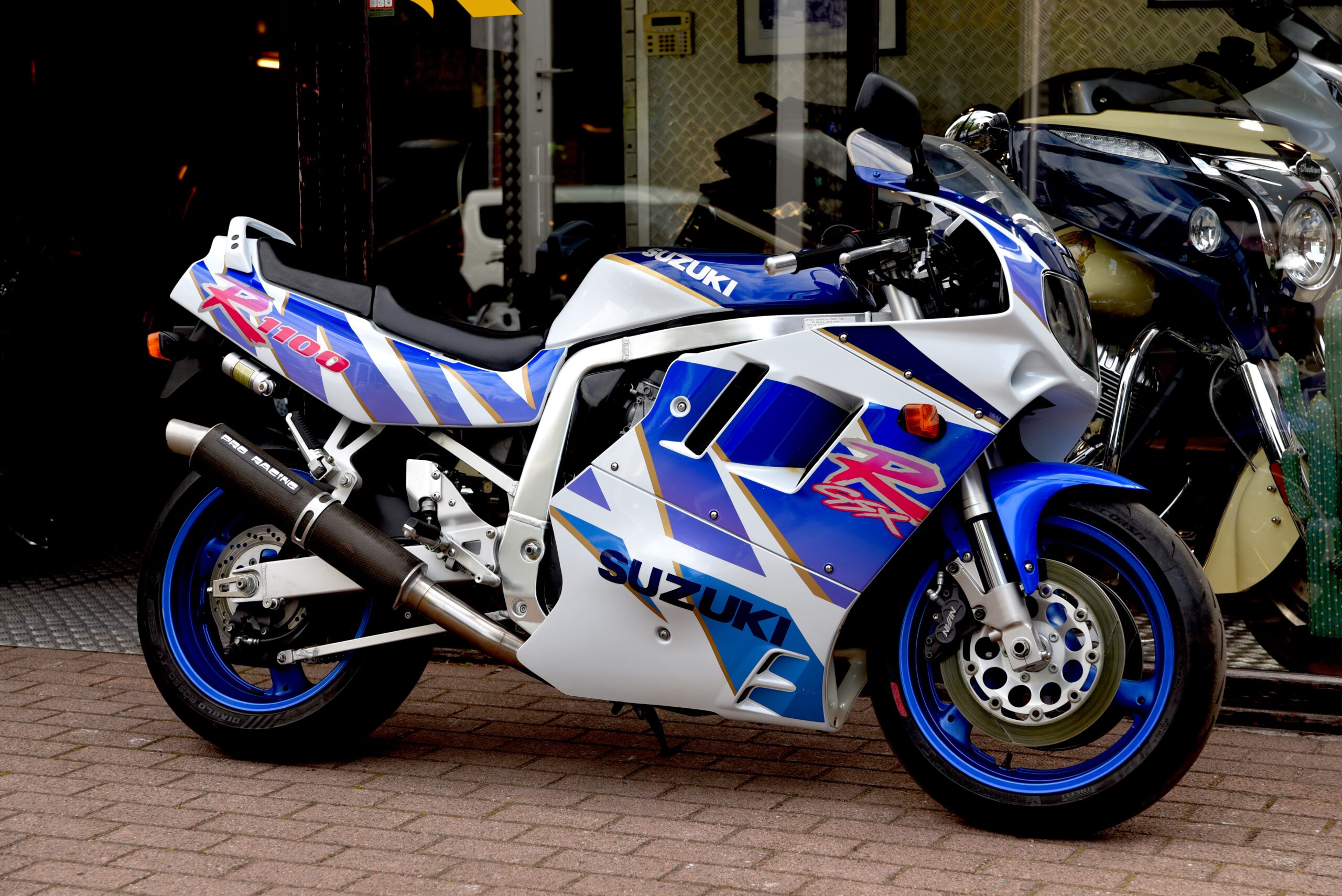 SUZUKI GSX-R 1100