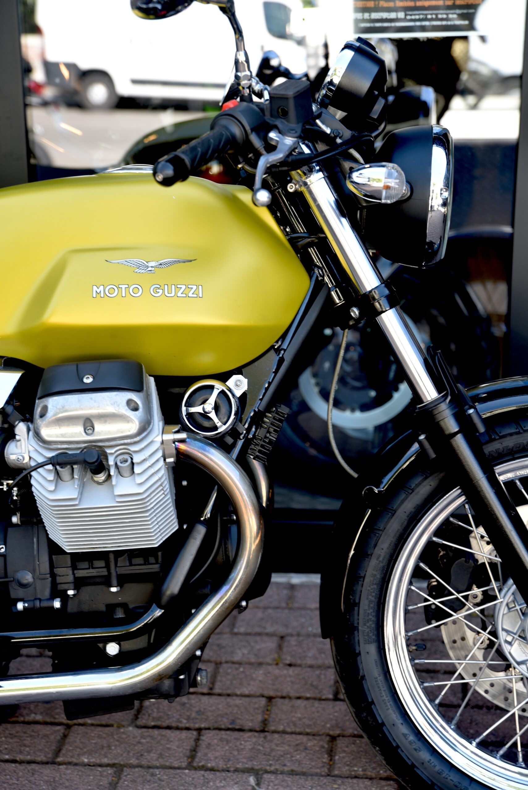MOTO GUZZI V7 CAFE CLASSIC – Image 4
