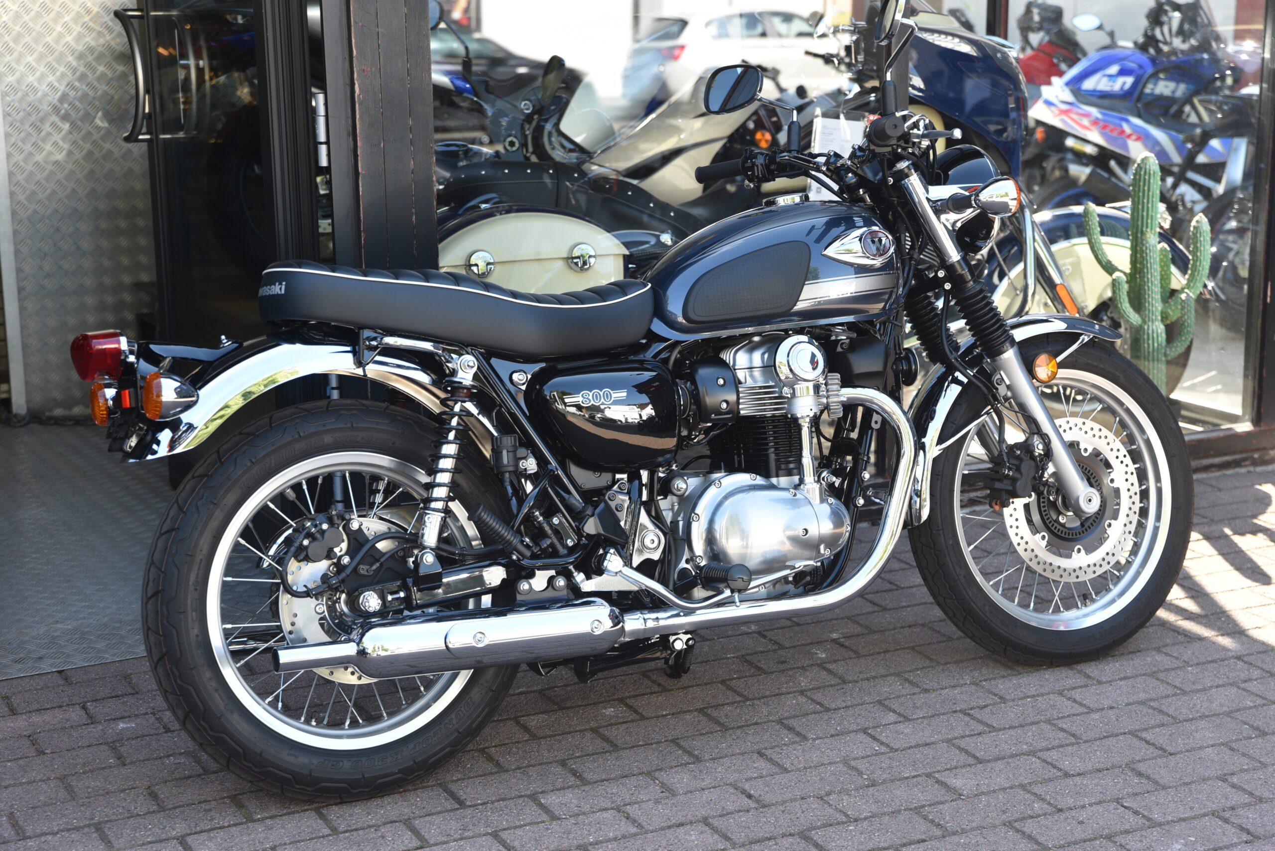 KAWASAKI W 800 – Image 3