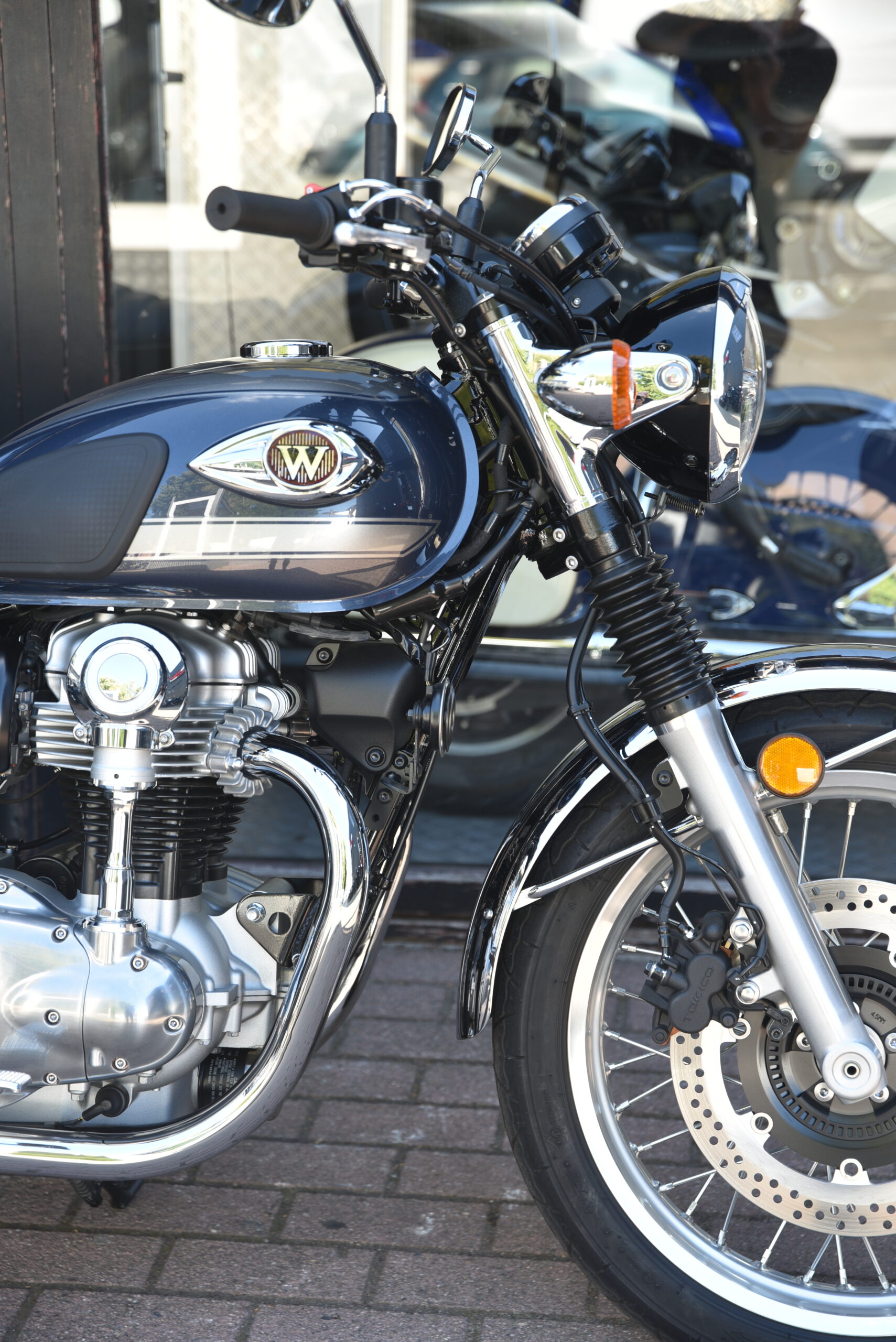 KAWASAKI W 800 – Image 4