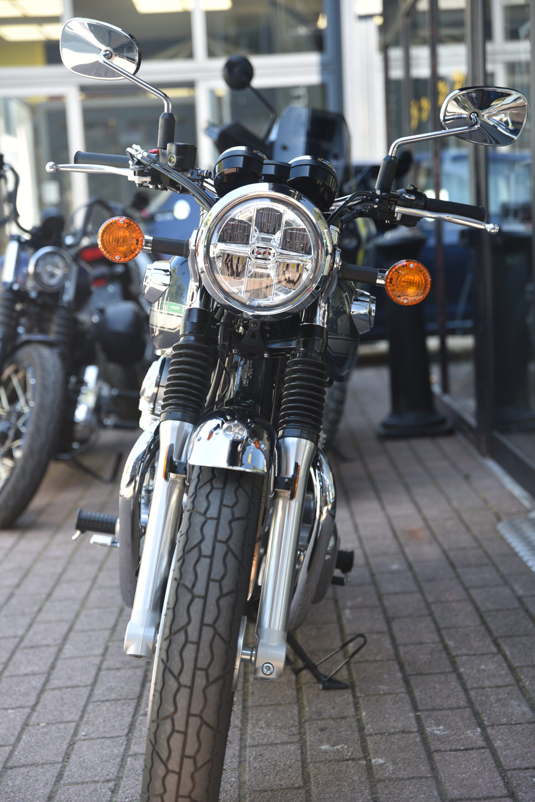 KAWASAKI W 800 – Image 5