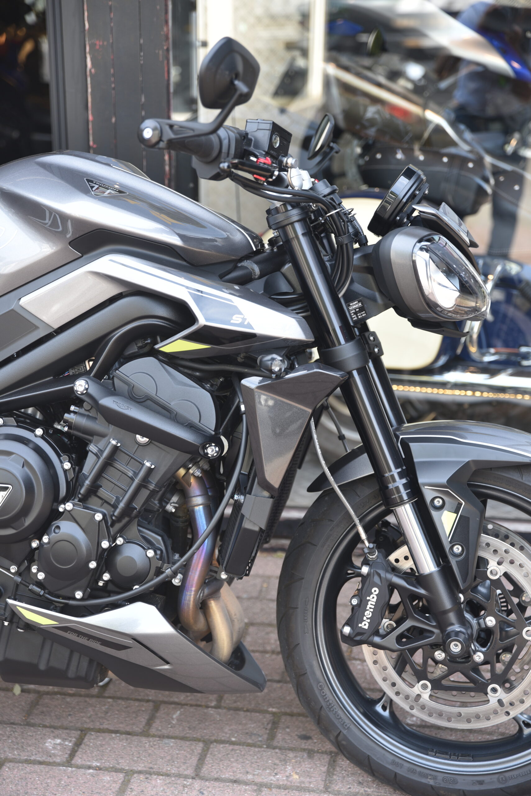 TRIUMPH 765 STREET TRIPLE R – Image 4