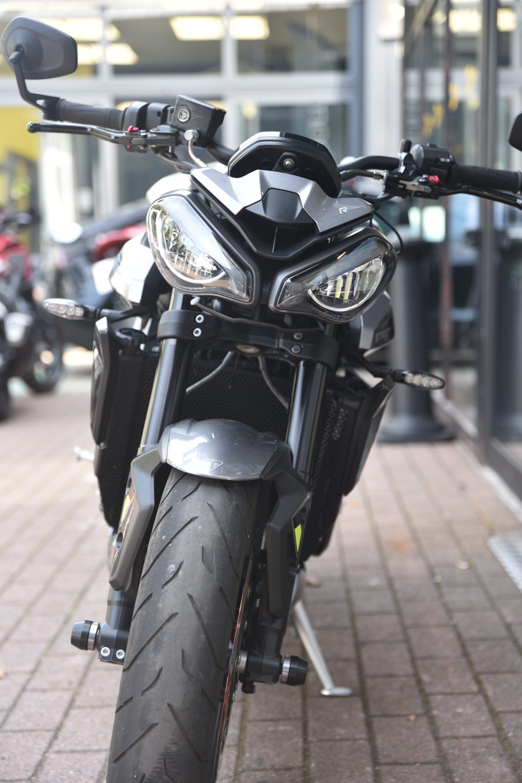 TRIUMPH 765 STREET TRIPLE R – Image 5