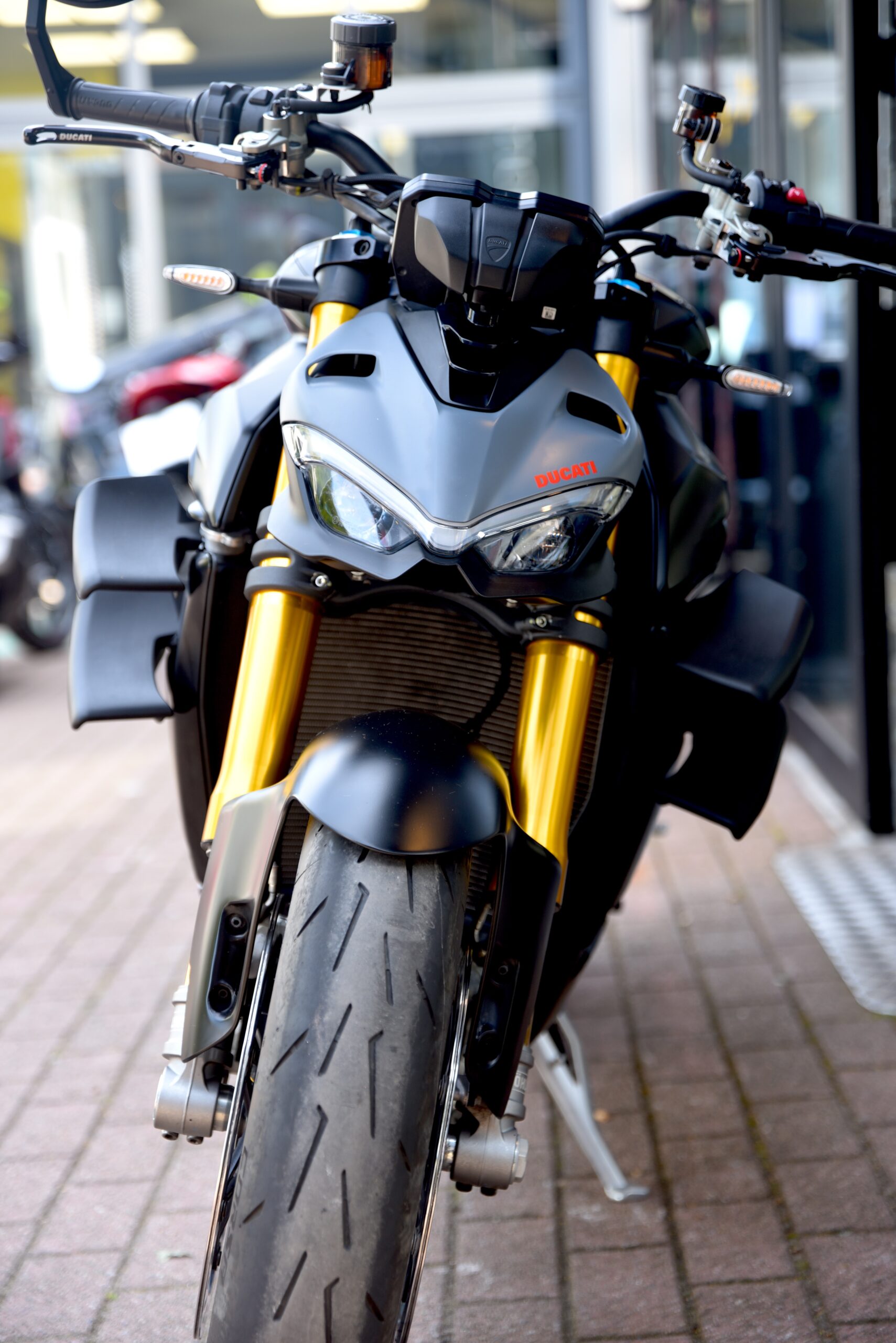 DUCATI STREETFIGHTER V4S – Image 5