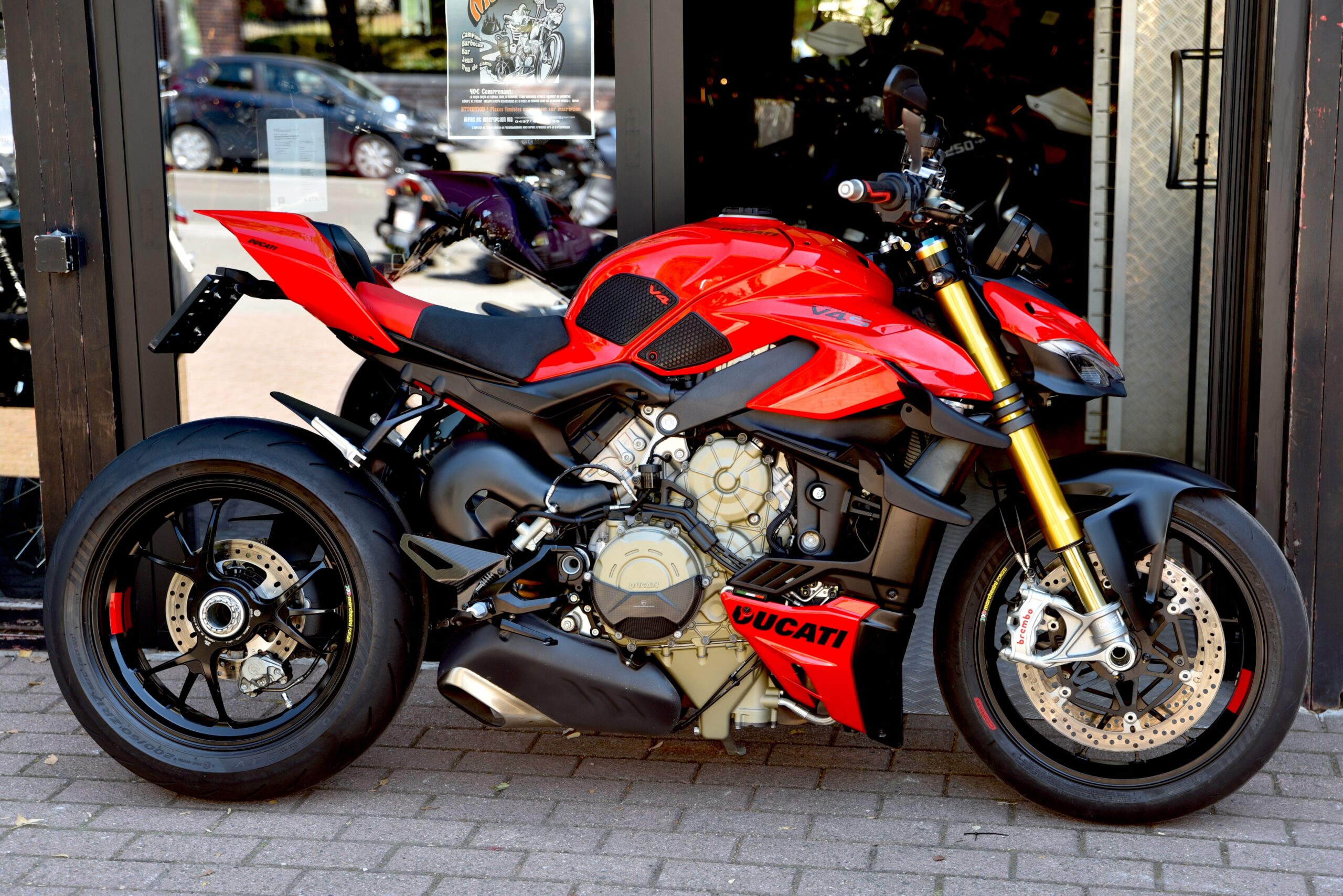 DUCATI STREETFIGHTER V4S – Image 2
