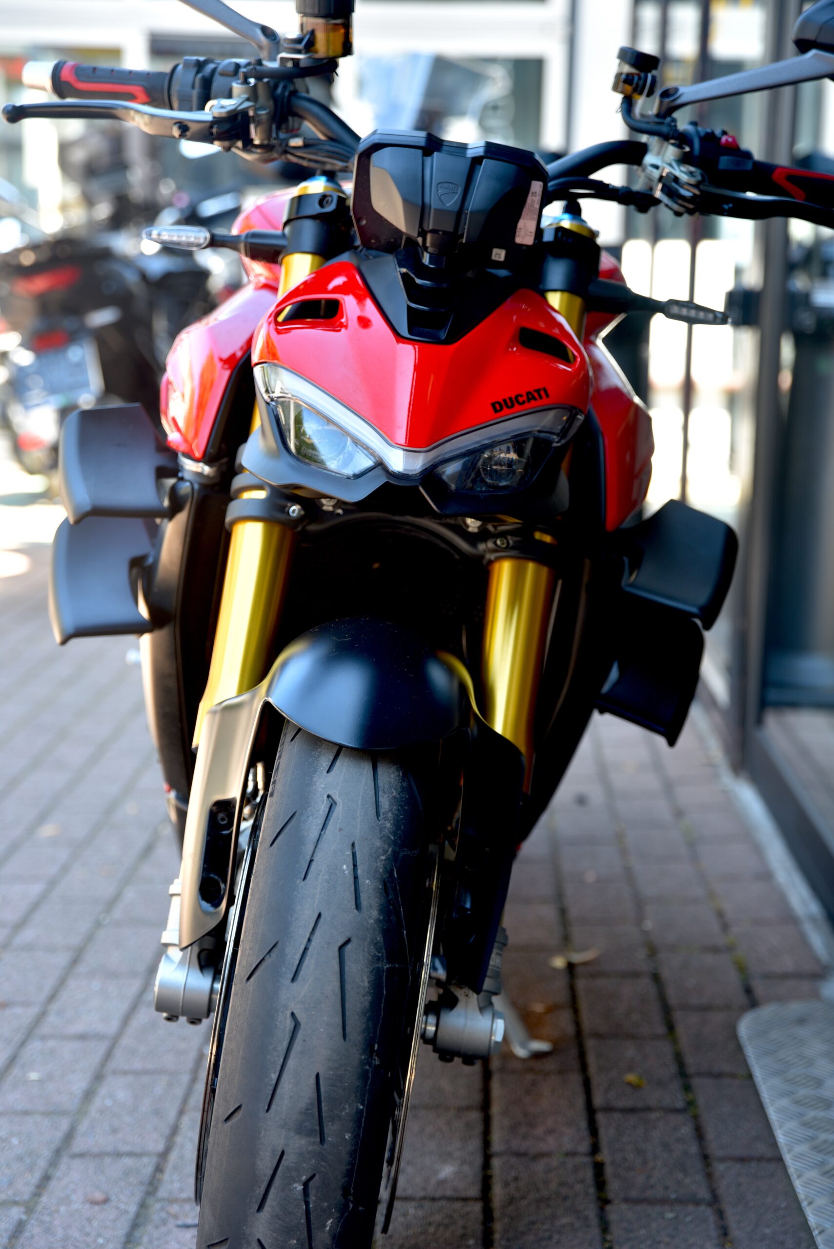 DUCATI STREETFIGHTER V4S – Image 5
