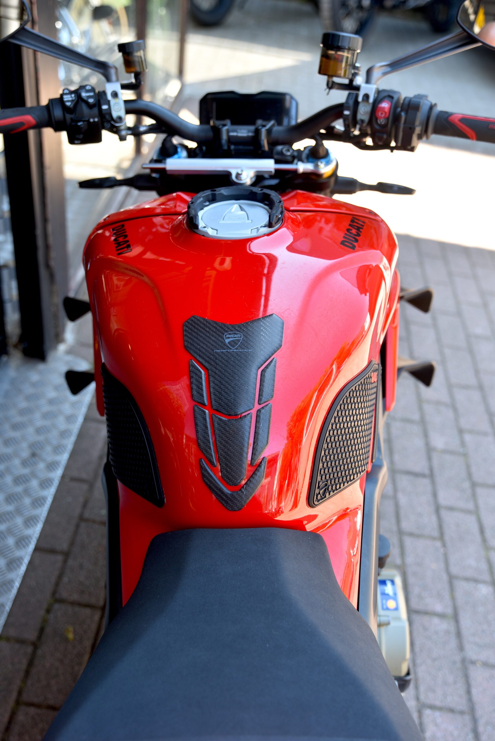 DUCATI STREETFIGHTER V4S – Image 6